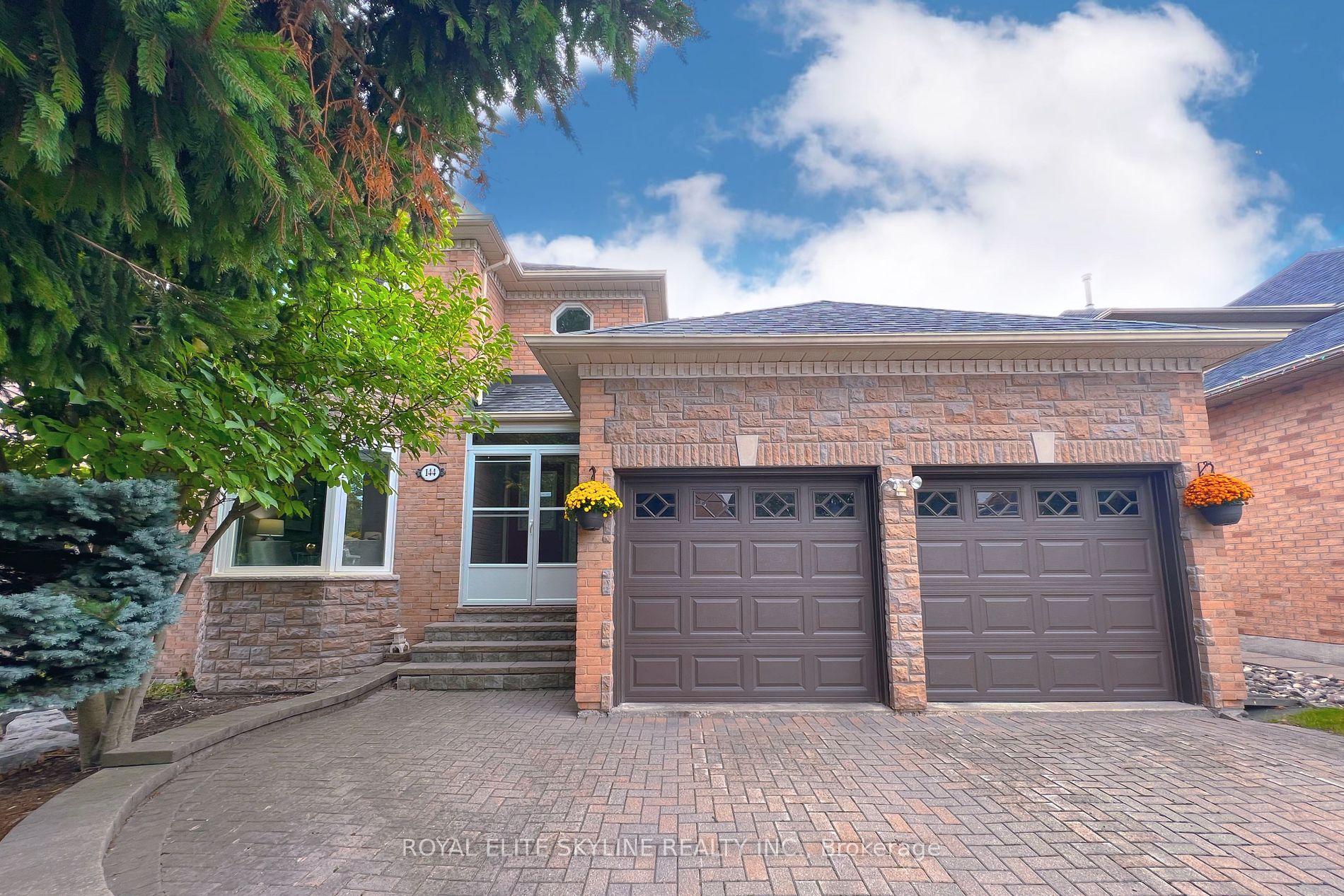 Detached house for sale at 144 Manhattan Dr Markham Ontario