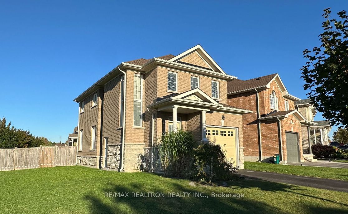 Detached house for sale at 351 Rannie Rd Newmarket Ontario