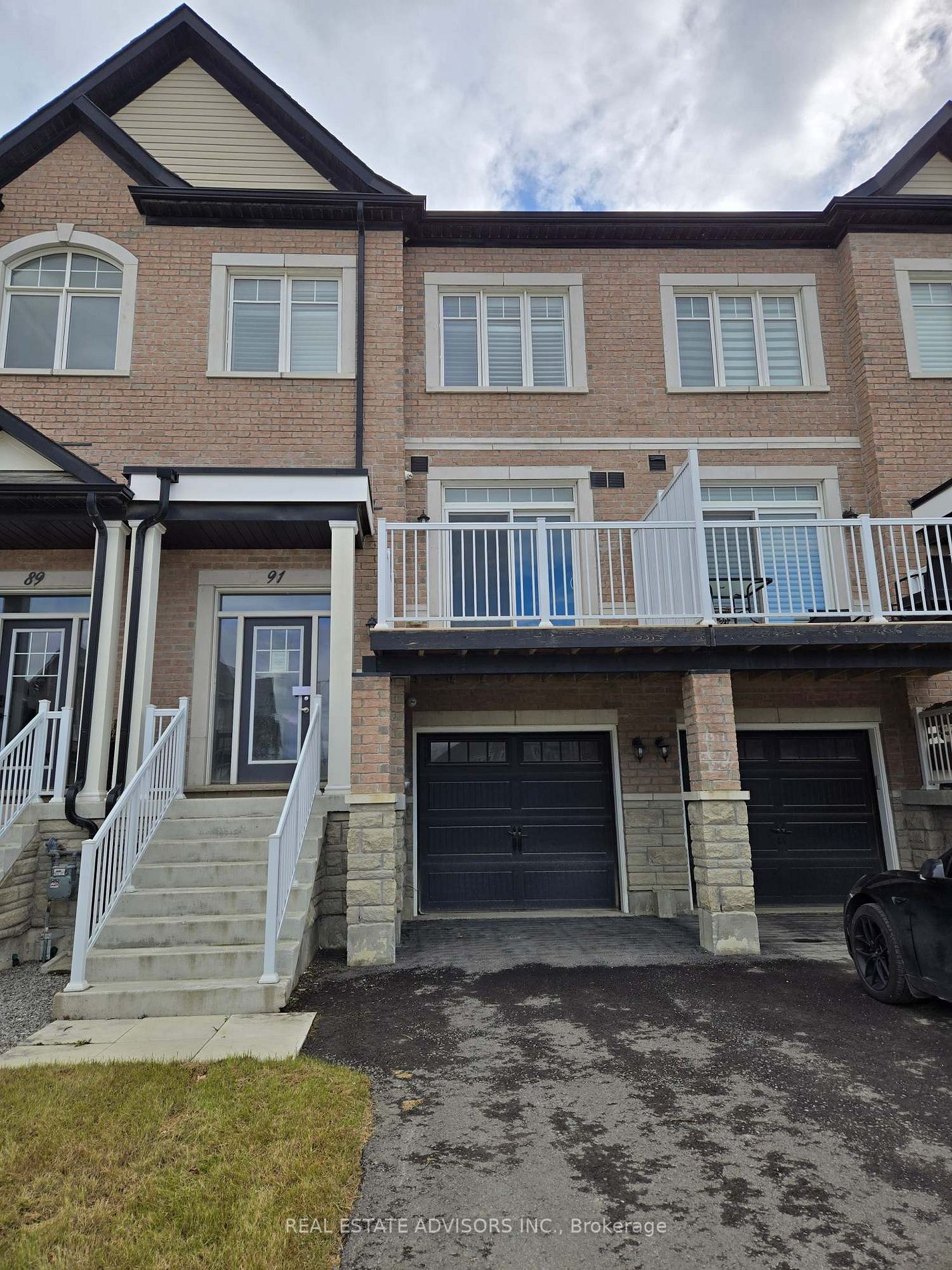 Att/Row/Twnhouse house for sale at 91 Seguin St Richmond Hill Ontario