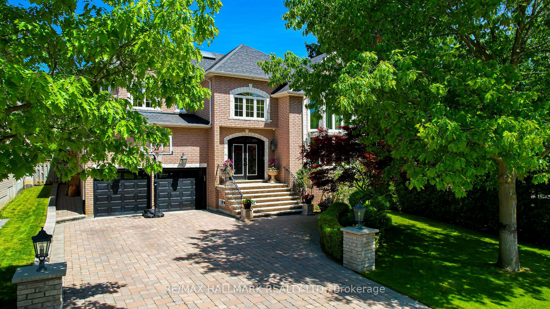 Detached house for sale at 3 Marbrook St Richmond Hill Ontario