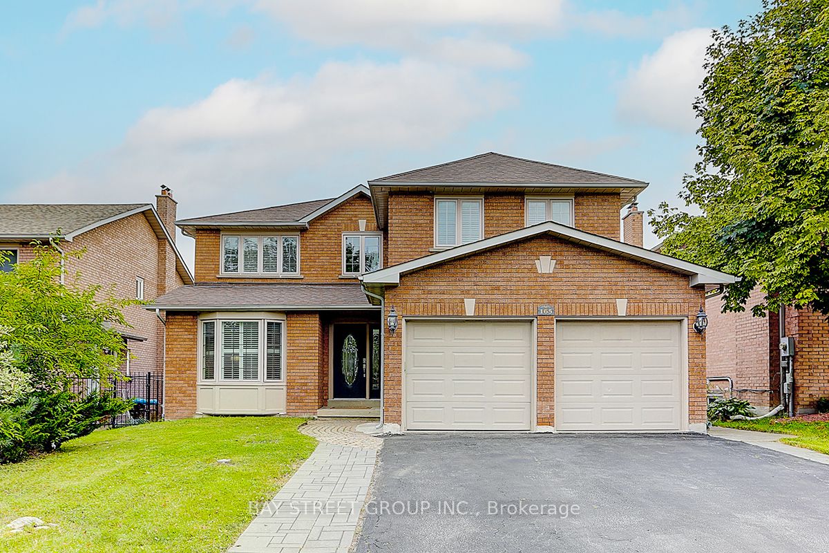 Detached house for sale at 165 Revell Rd Newmarket Ontario