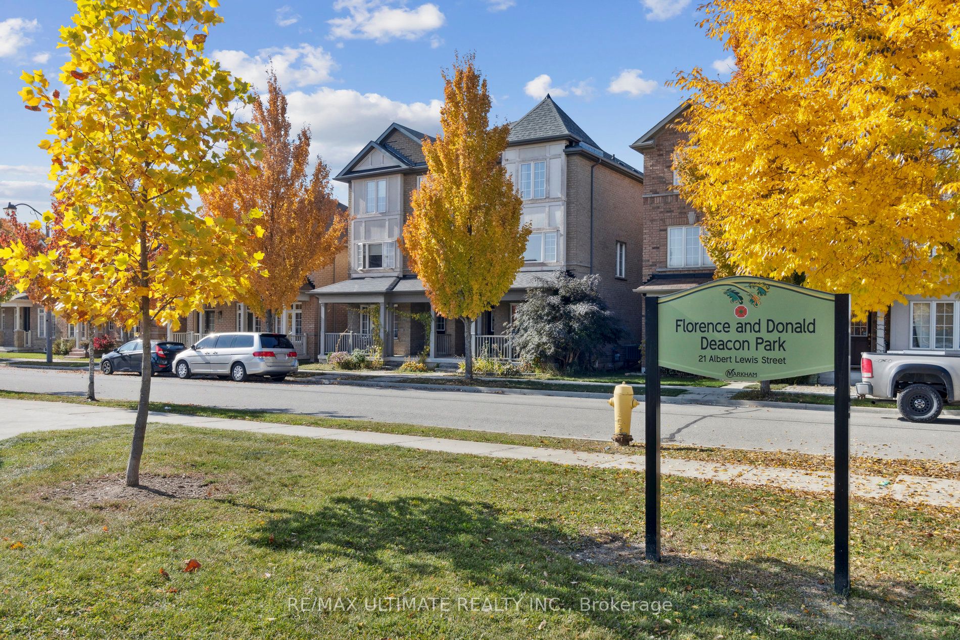 Semi-Detached house for sale at 18 Albert Lewis St Markham Ontario