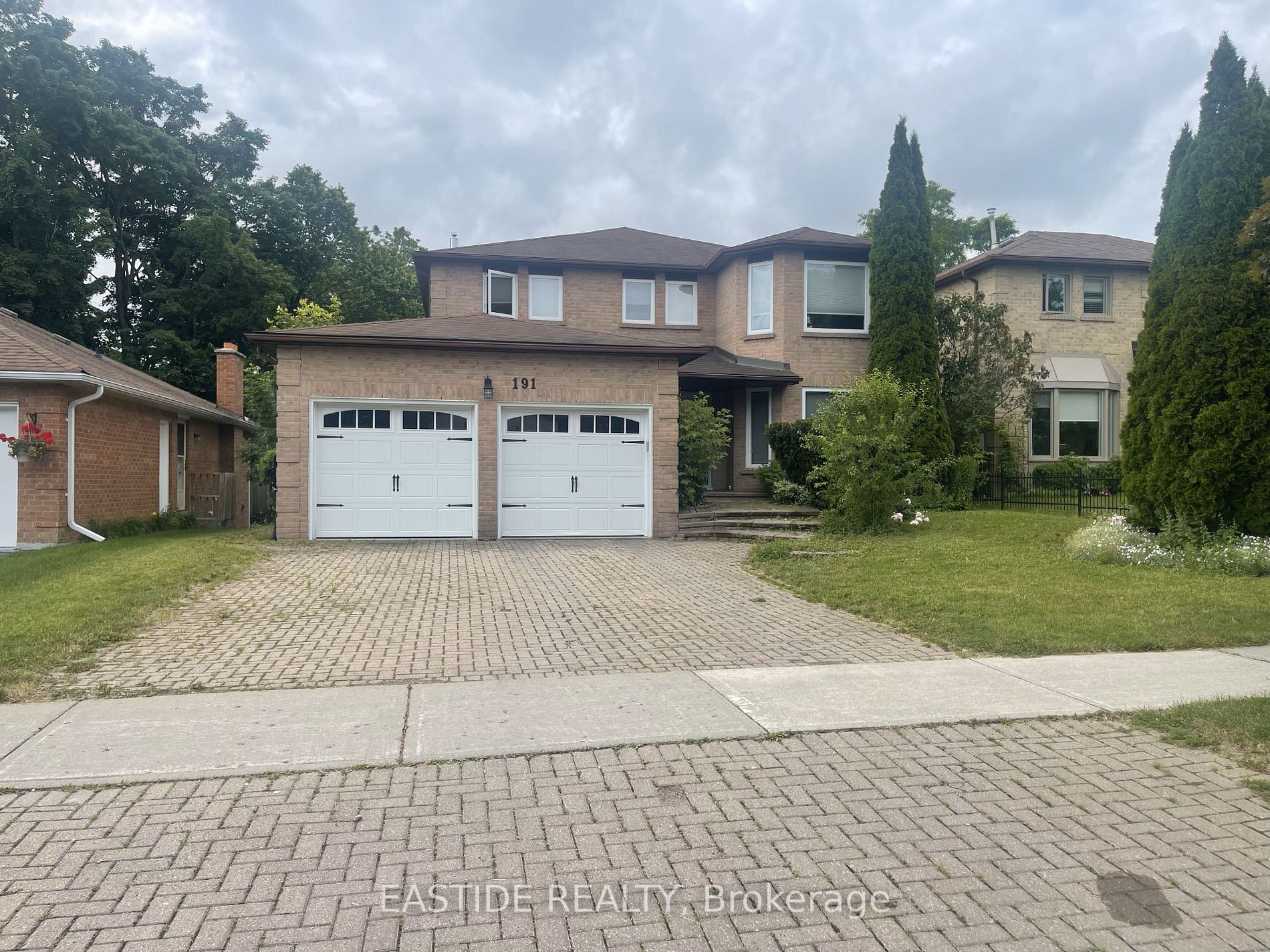 Detached house for sale at 191 Aurora Heights Dr W Aurora Ontario