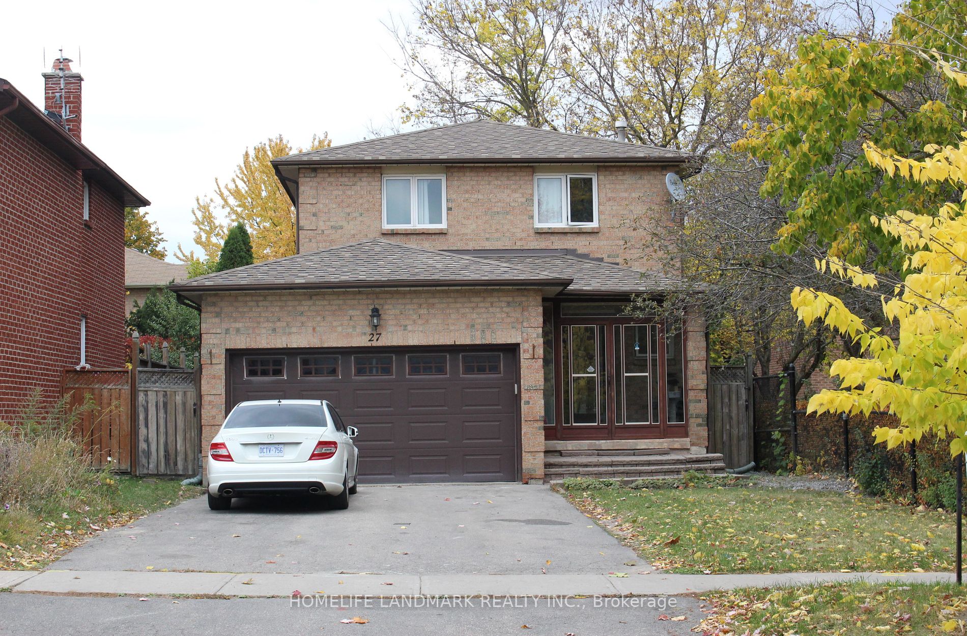 Detached house for sale at 27 Pugsley Ave Richmond Hill Ontario