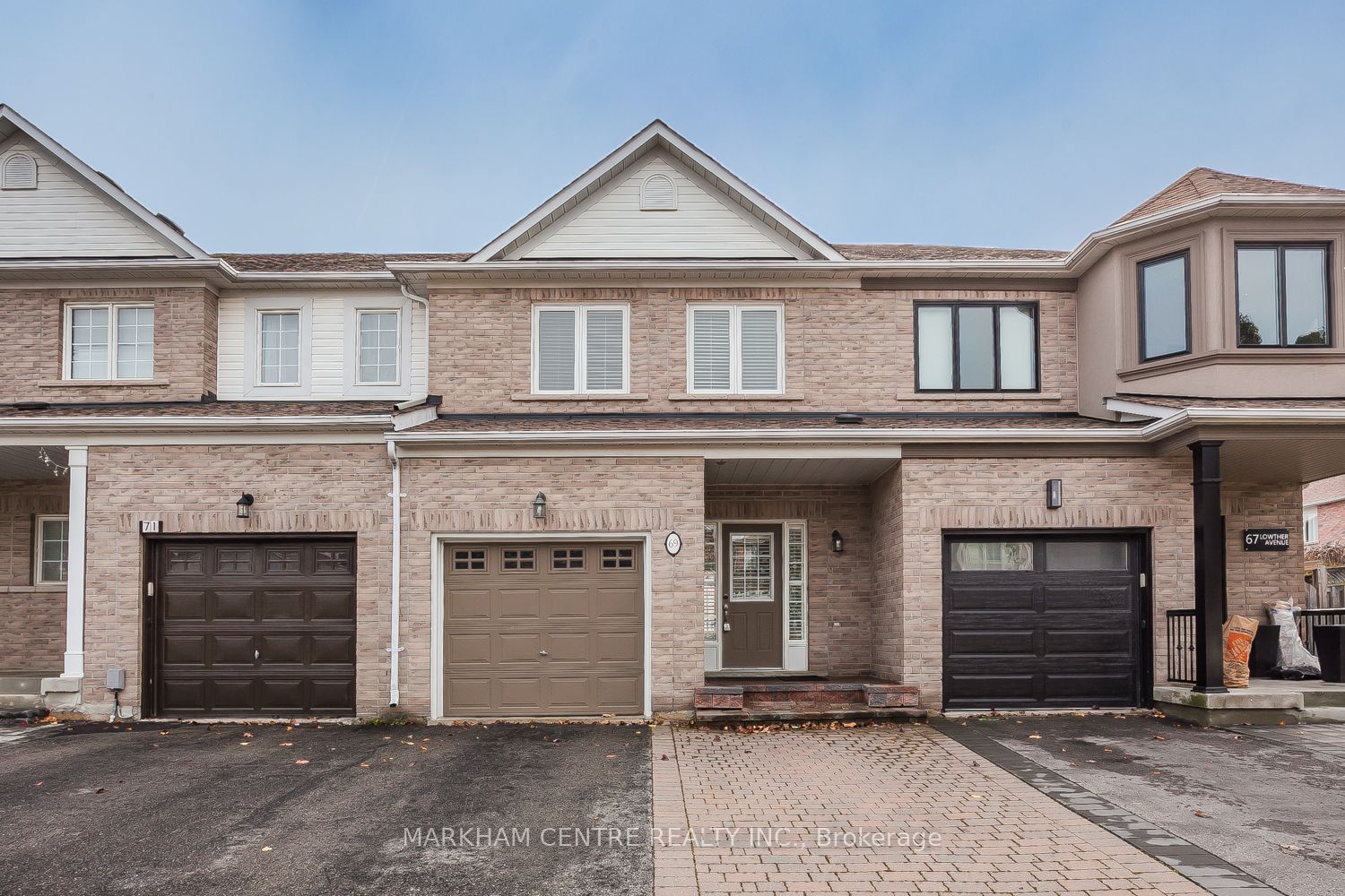 Att/Row/Twnhouse house for sale at 69 Lowther Ave Richmond Hill Ontario