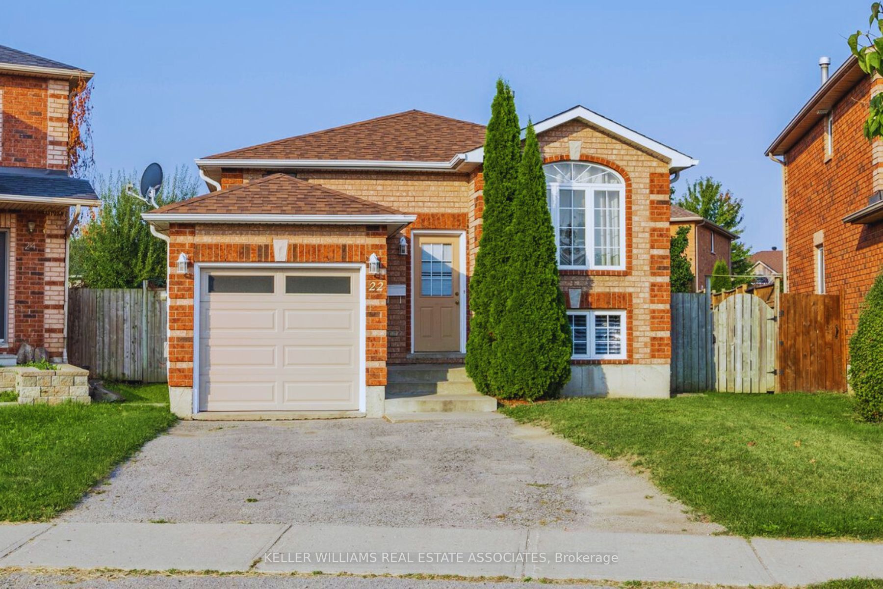 Detached house for sale at 22 Weymouth Rd Barrie Ontario