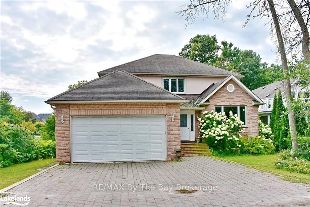 Detached house for sale at 243 RIVER ROAD EAST Wasaga Beach Ontario