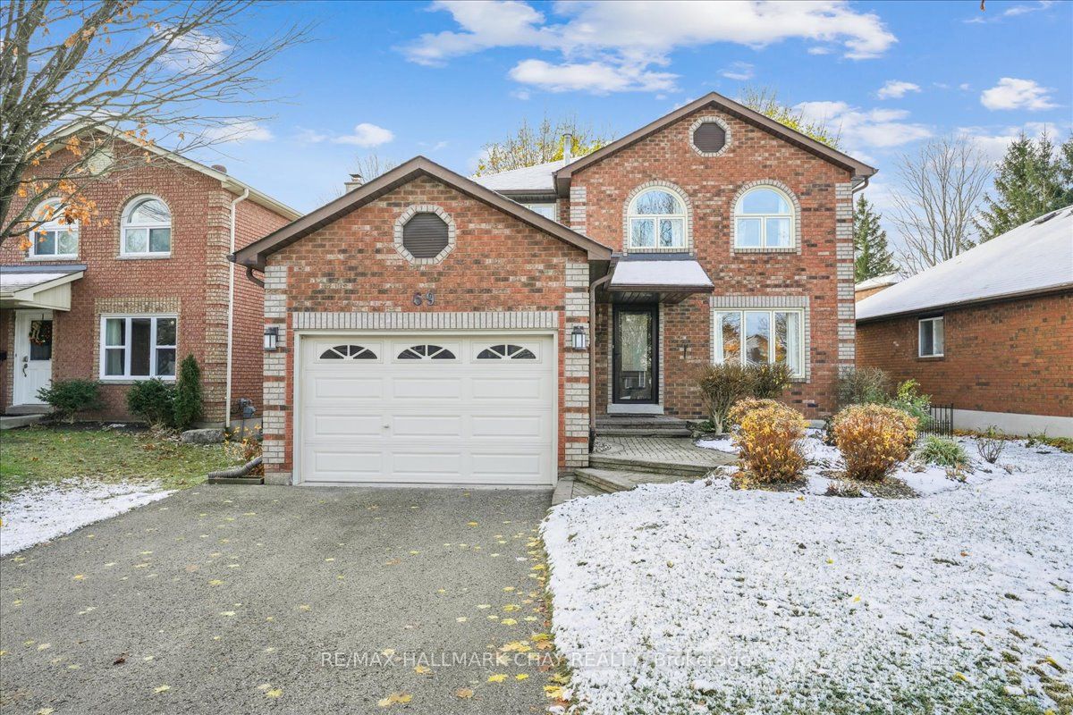 Detached house for sale at 69 Irwin Dr Barrie Ontario