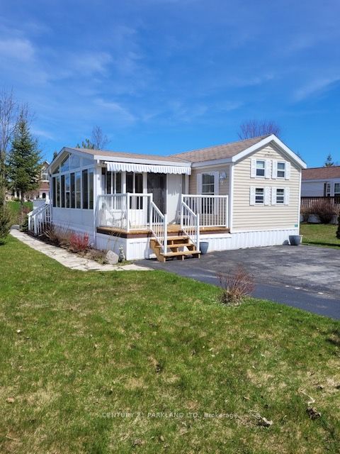 Mobile/Trailer house for sale at 36 Huron Circ Wasaga Beach Ontario