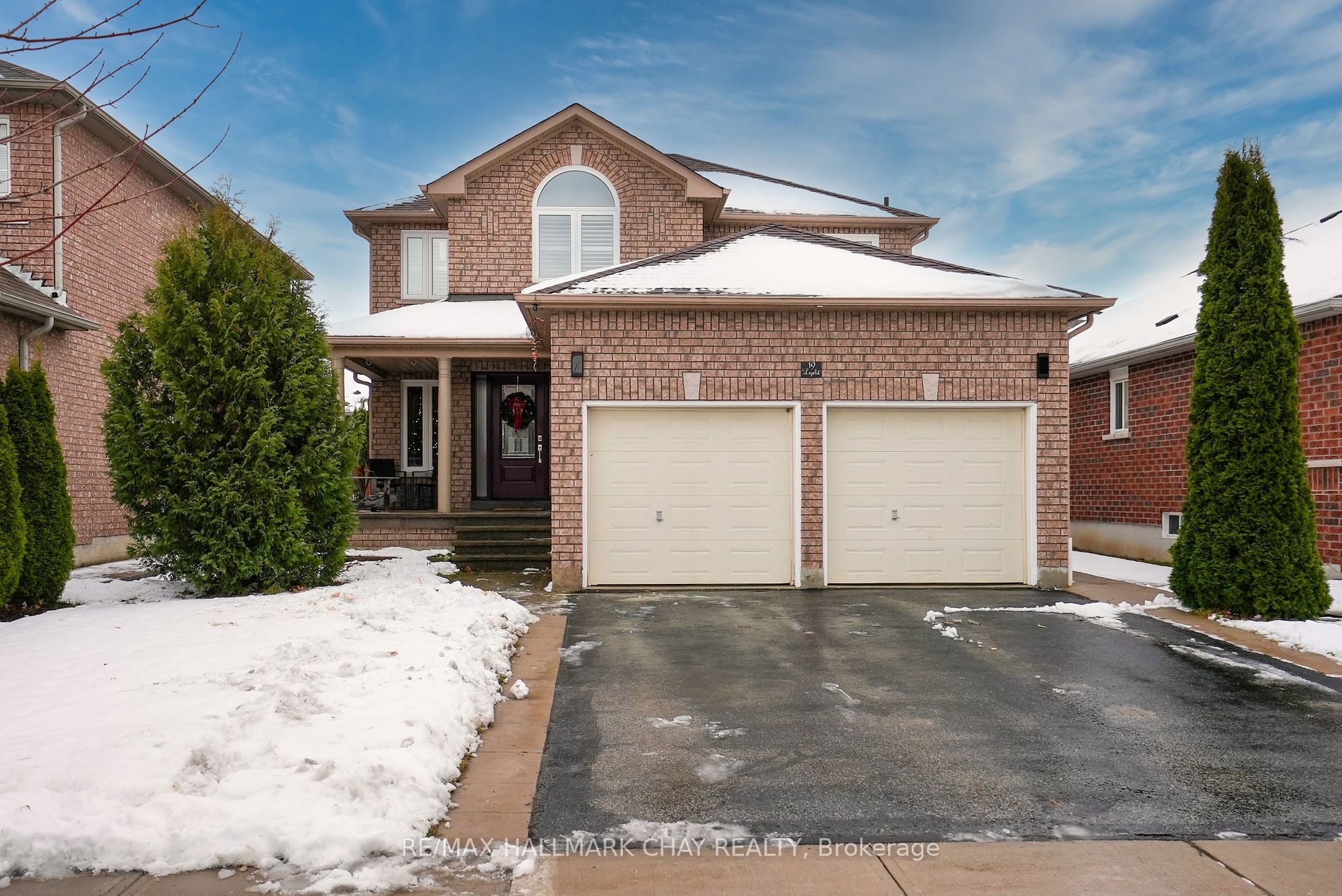 Detached house for sale at 19 Loyalist Crt Barrie Ontario