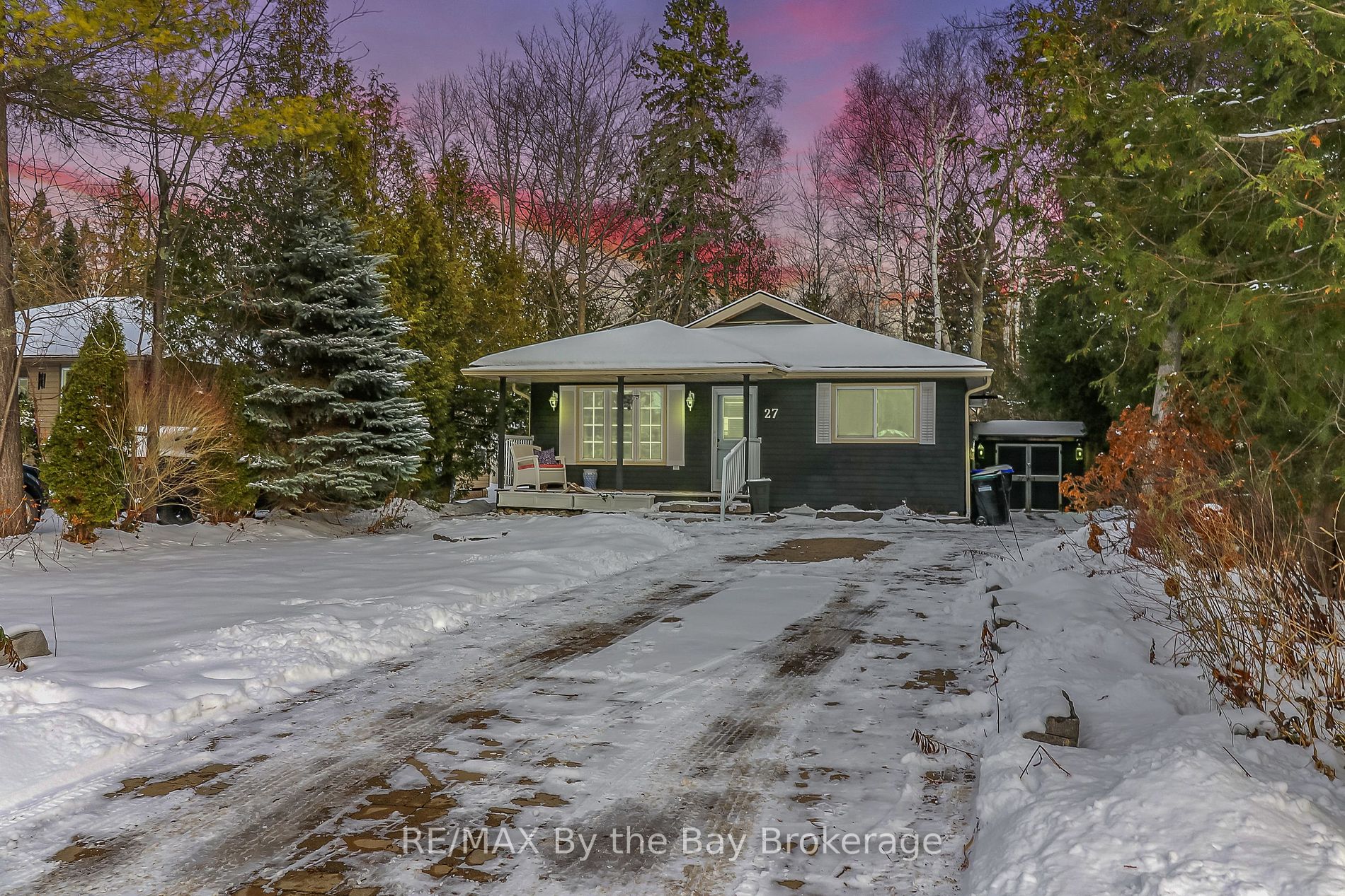 Detached house for sale at 27 50th St N Wasaga Beach Ontario