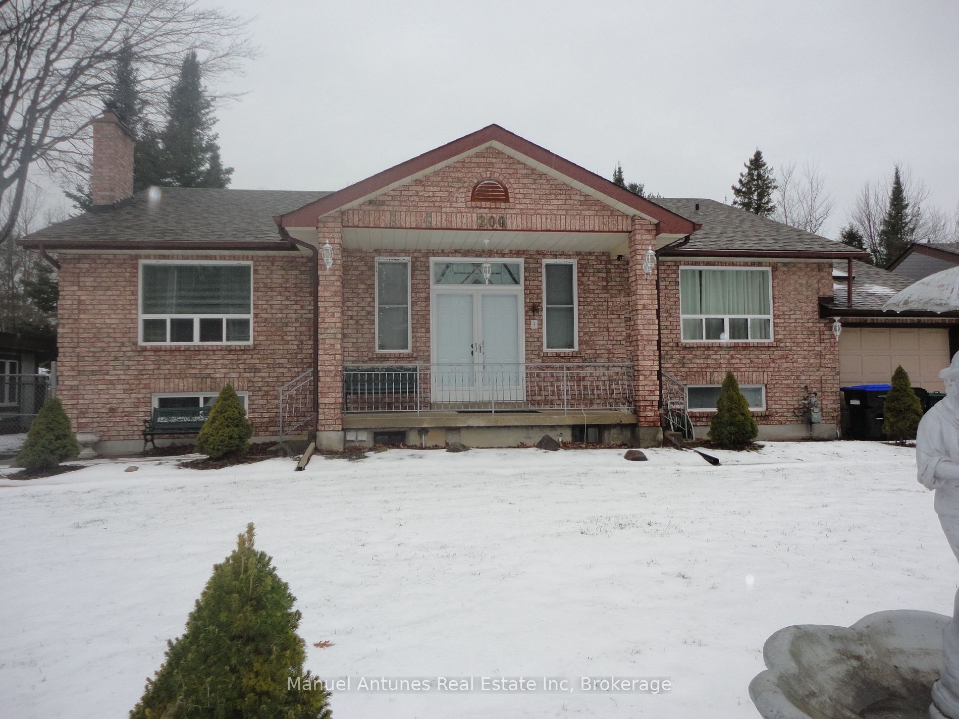 Detached house for sale at 200 Leslie St Wasaga Beach Ontario