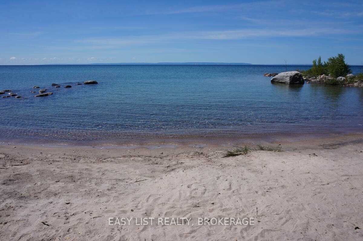 Cottage house for sale at 1536 Tiny Beaches Rd N Tiny Ontario