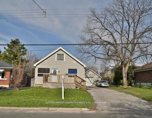Detached house for sale at 152 Puget St Barrie Ontario