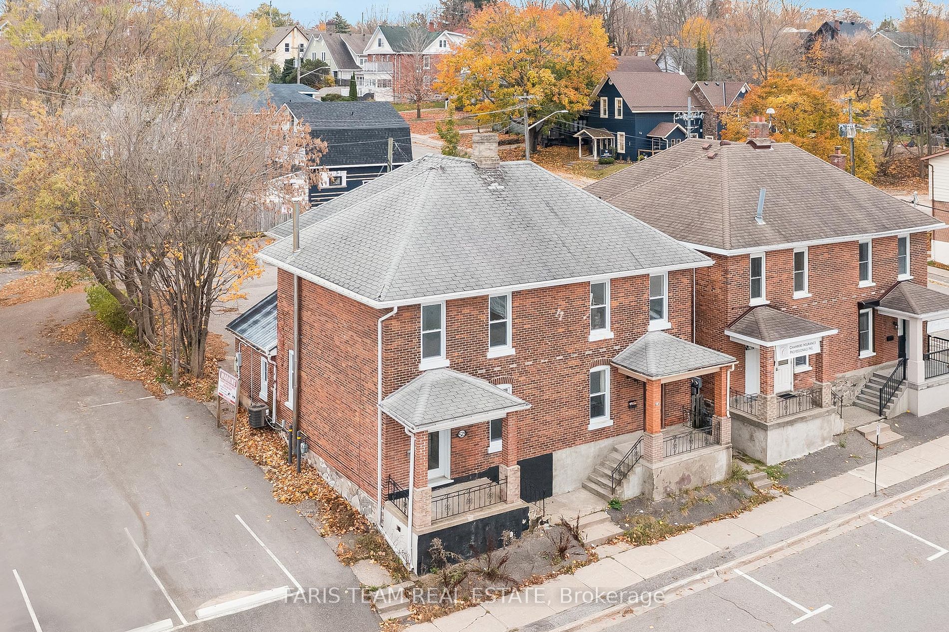 Semi-Detached house for sale at 523 Elizabeth St Midland Ontario