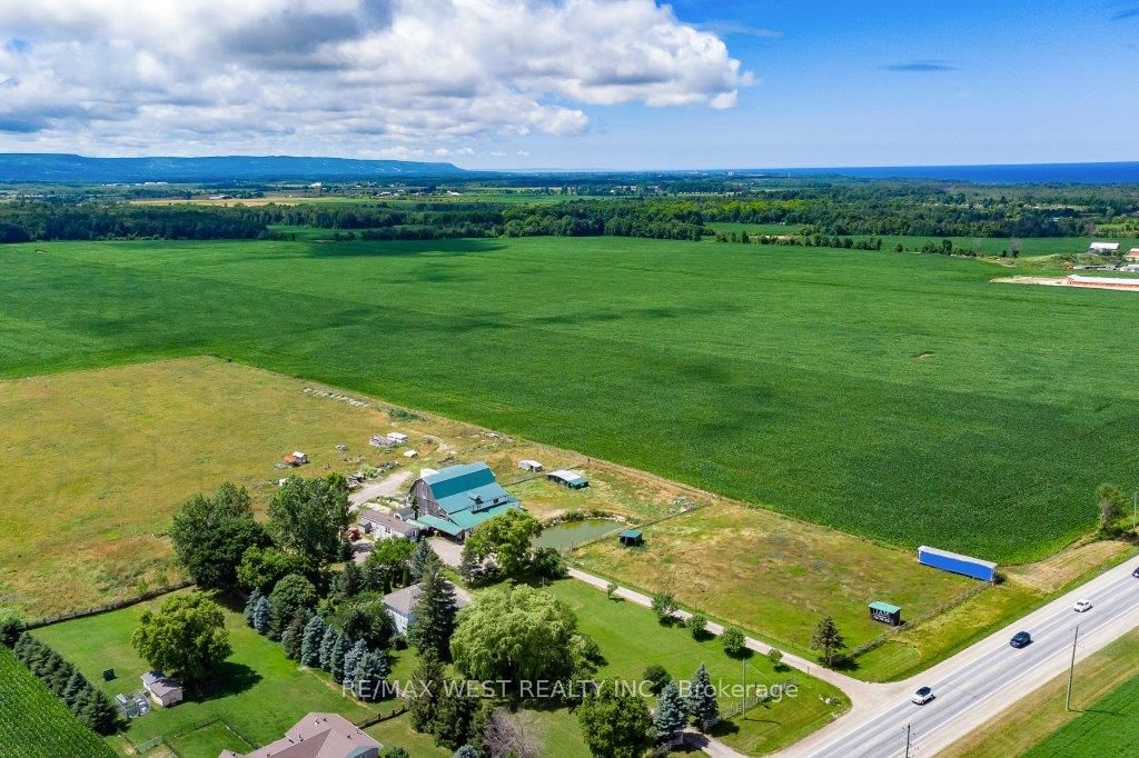 Farm house for sale at 7941 Highway 26 Clearview Ontario