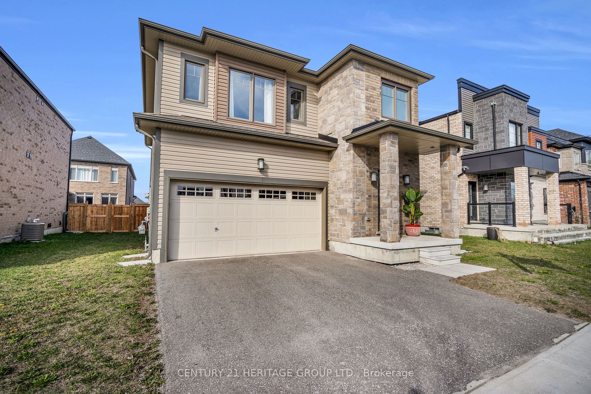 Detached house for sale at 13 Mabern St Barrie Ontario