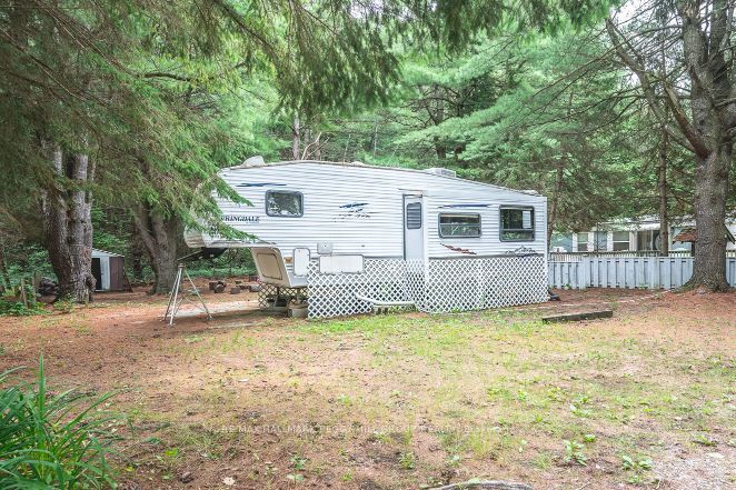 Mobile/Trailer house for sale at 5216 County Road 90 Springwater Ontario