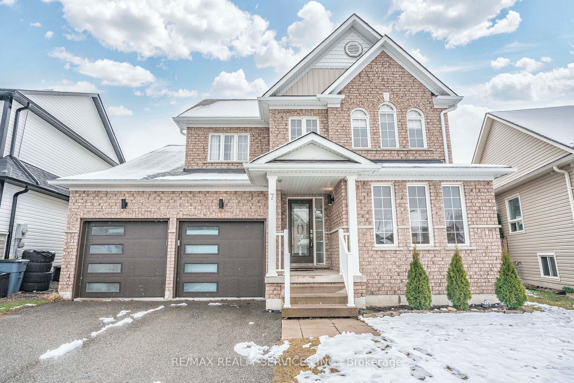 Detached house for sale at 7 Maple Crown Terr Barrie Ontario