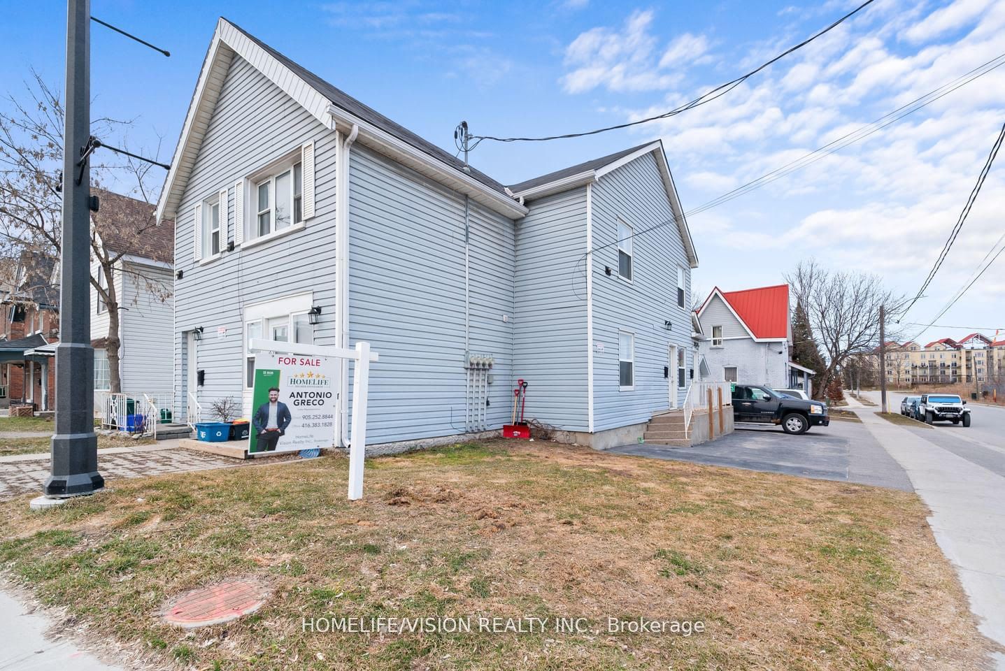 Fourplex house for sale at 78 Front St S Orillia Ontario