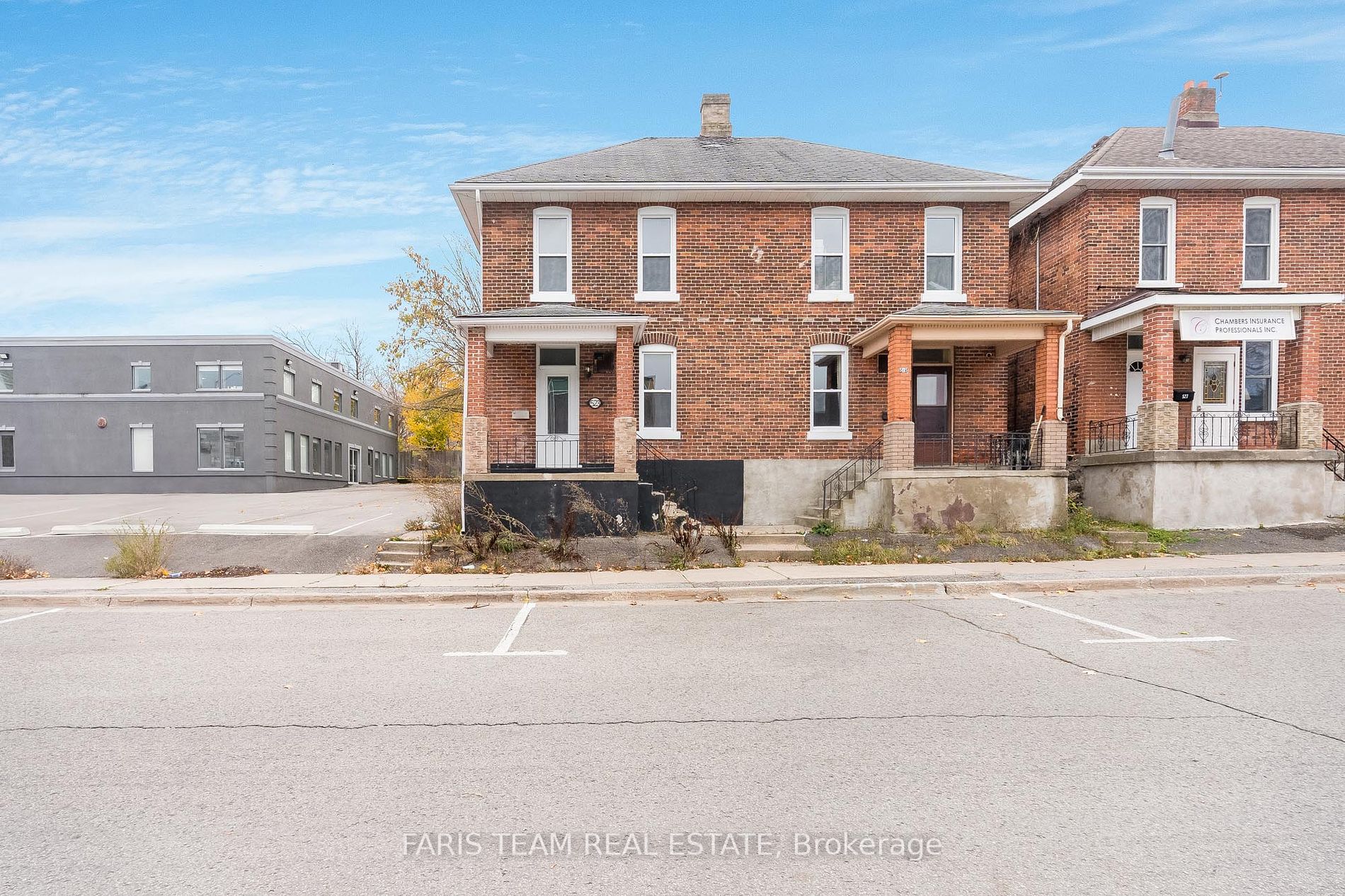 Semi-Detached house for sale at 523 Elizabeth St Midland Ontario