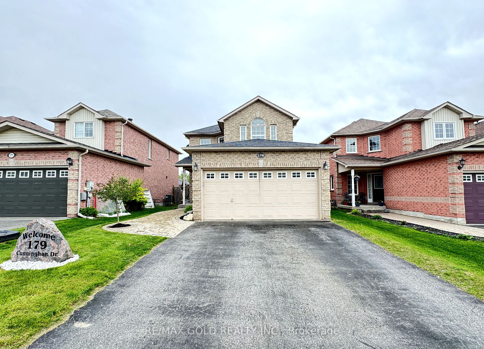 Detached house for sale at 179 Cunningham Dr Barrie Ontario