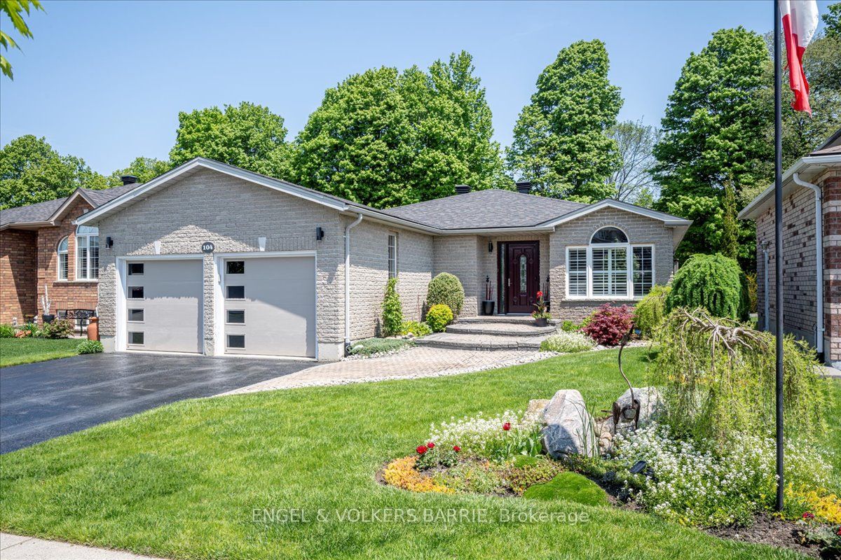 Detached house for sale at 104 Crompton Dr Barrie Ontario
