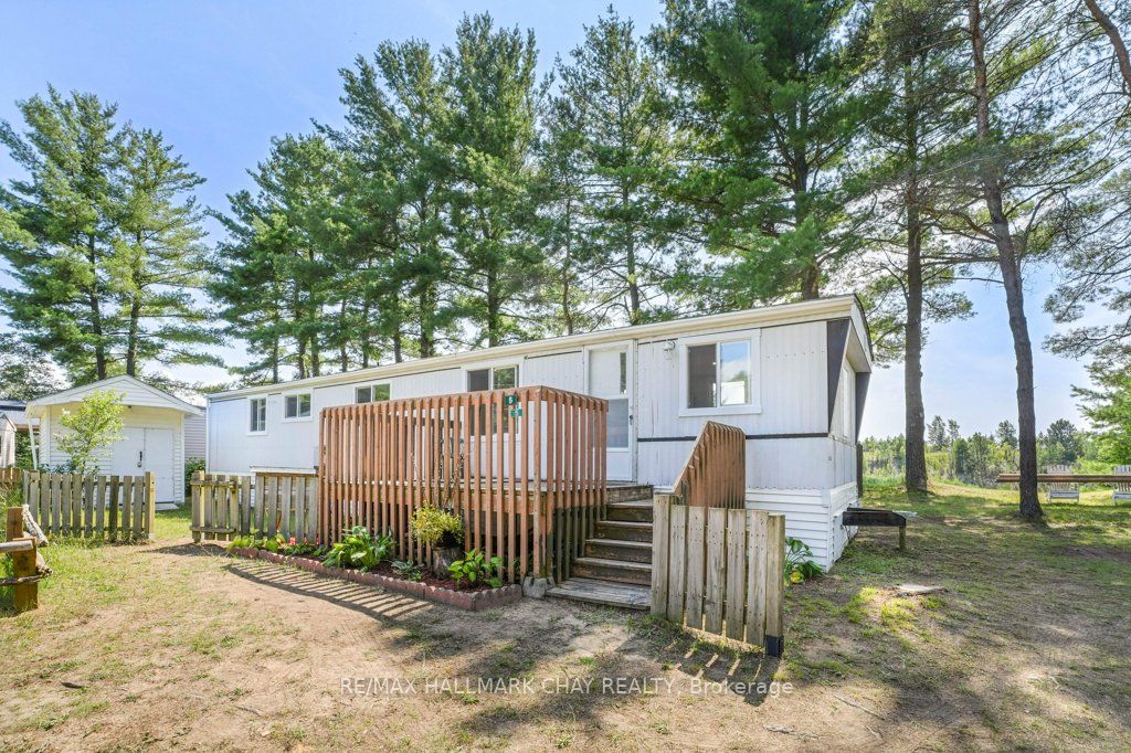 Mobile/Trailer house for sale at 5216 County Road 90 Lot 5 Rd Springwater Ontario