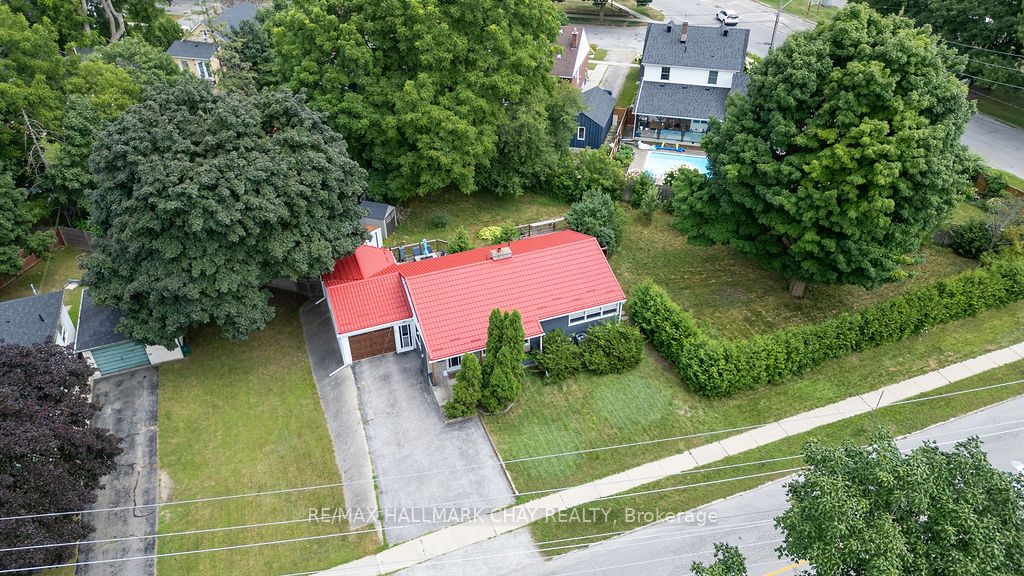 Detached house for sale at 325 Innisfil St Barrie Ontario