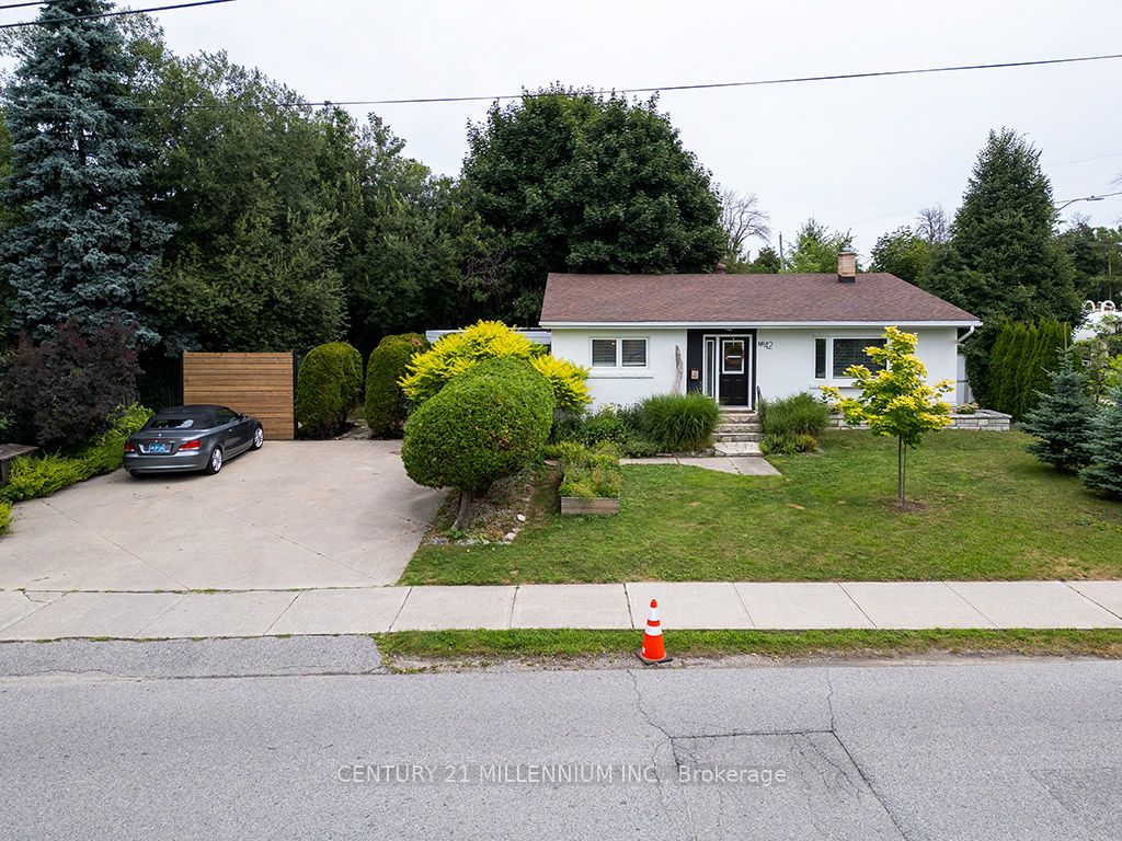 Detached house for sale at 42 Niagara St Collingwood Ontario