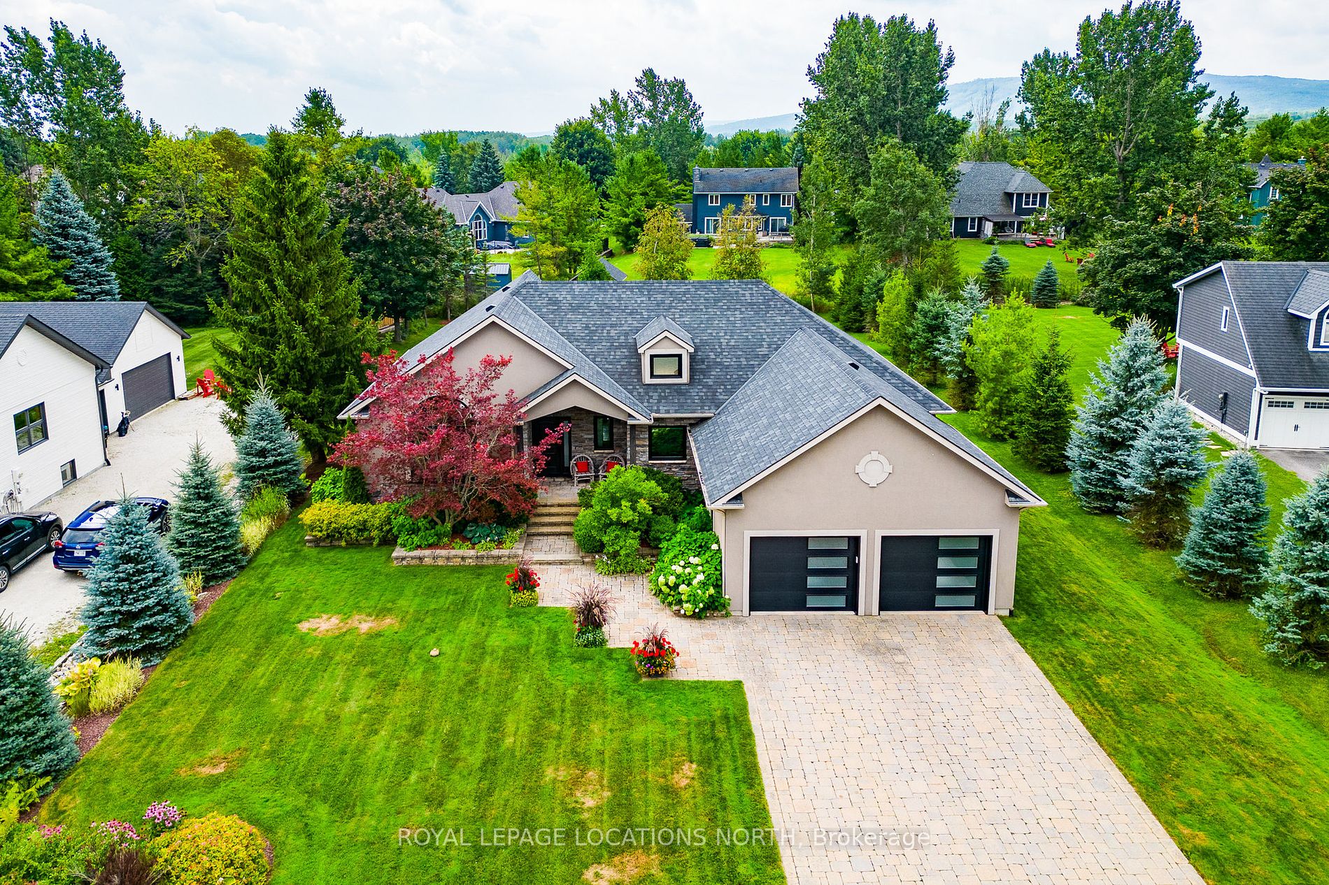 Detached house for sale at 20 Trails End Collingwood Ontario