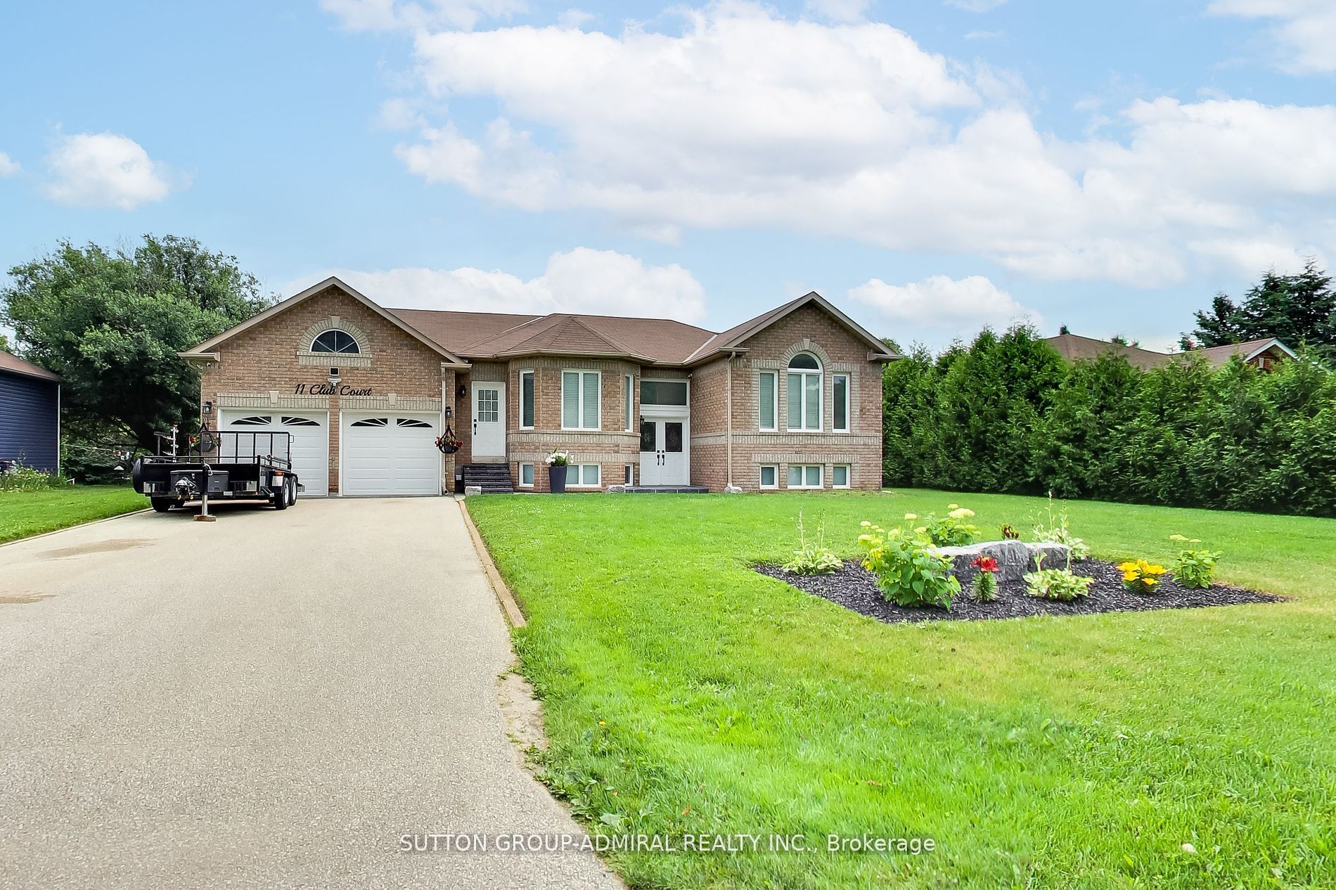 Detached house for sale at 11 Club Crt Wasaga Beach Ontario