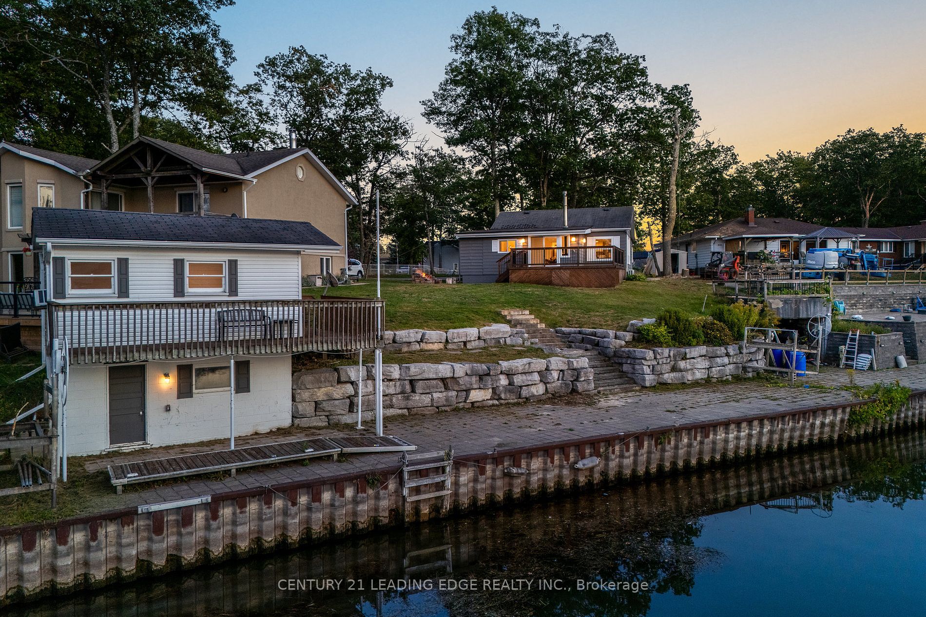 Detached house for sale at 1988 River Rd W Wasaga Beach Ontario