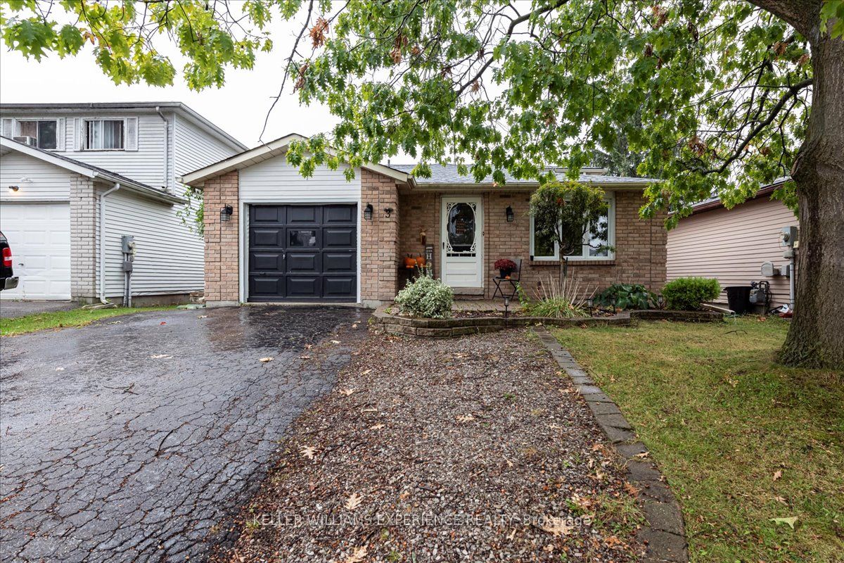 Detached house for sale at 3 Sinclair Crt Barrie Ontario