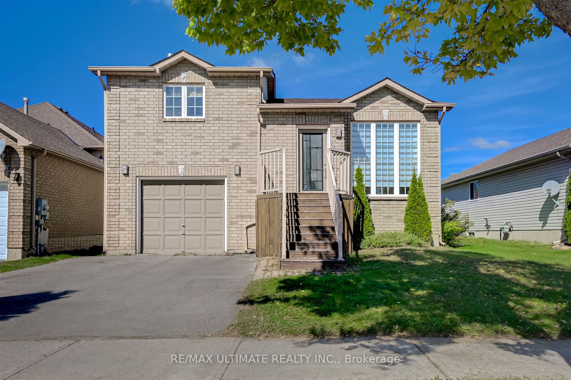 Detached house for sale at 158 Hanmer St E Barrie Ontario