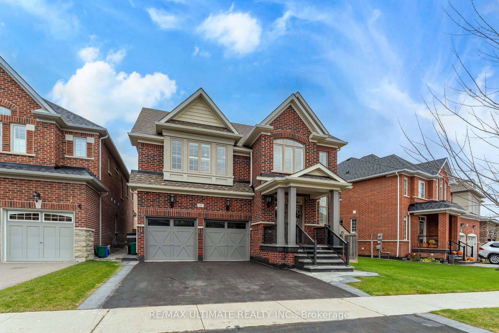 Detached house for sale at 10 Northwest Crt Halton Hills Ontario