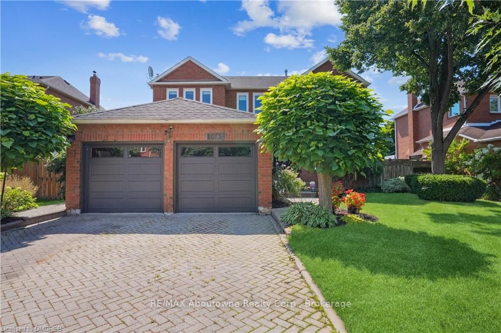 Detached house for sale at 1008 GLENBROOK Ave Oakville Ontario