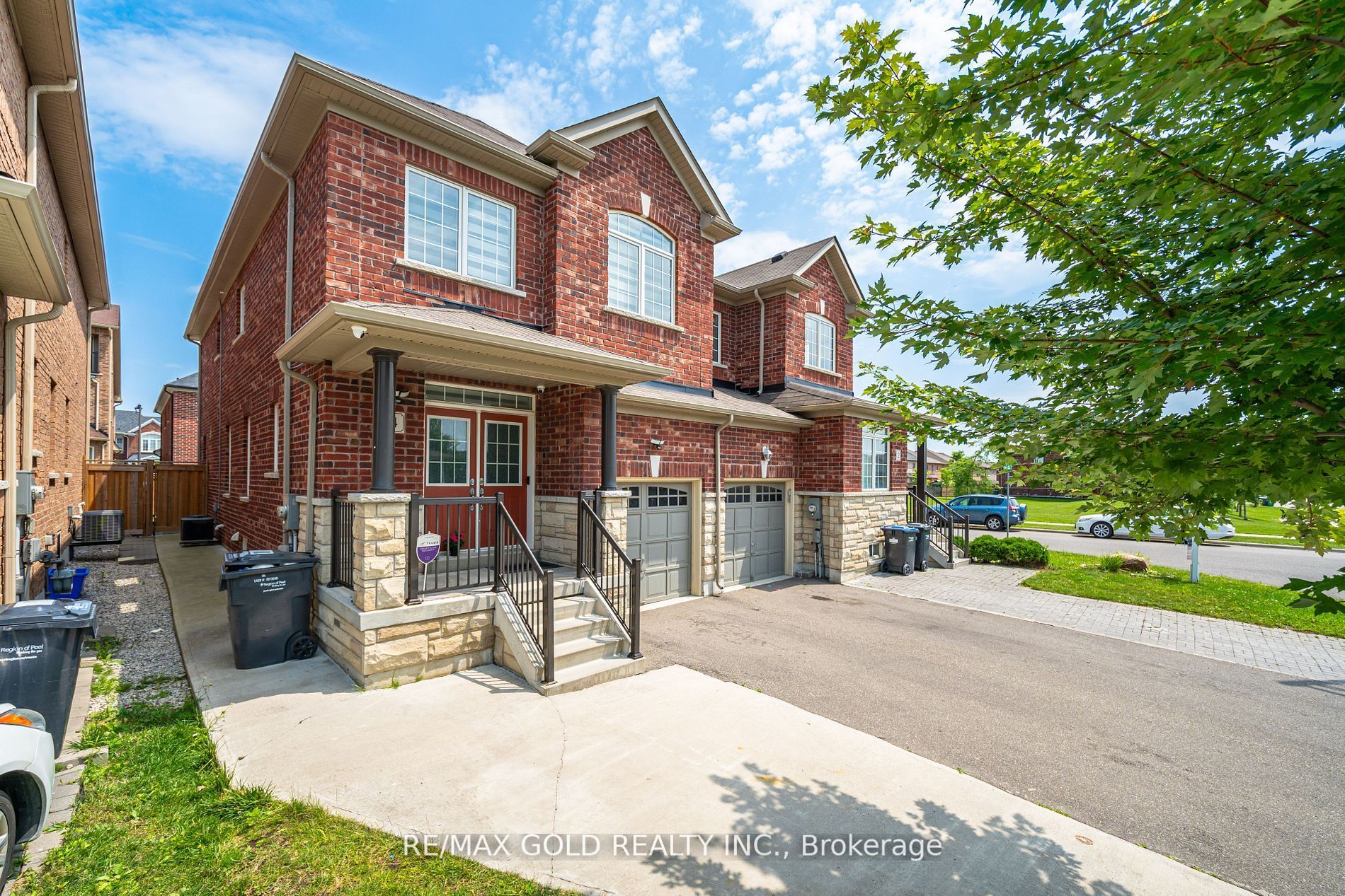 Semi-Detached house for sale at 4 Deer Ridge Tr Caledon Ontario