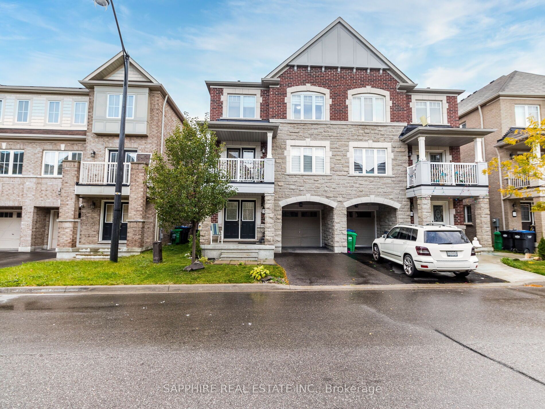 Att/Row/Twnhouse house for sale at 26 Francesco St Brampton Ontario