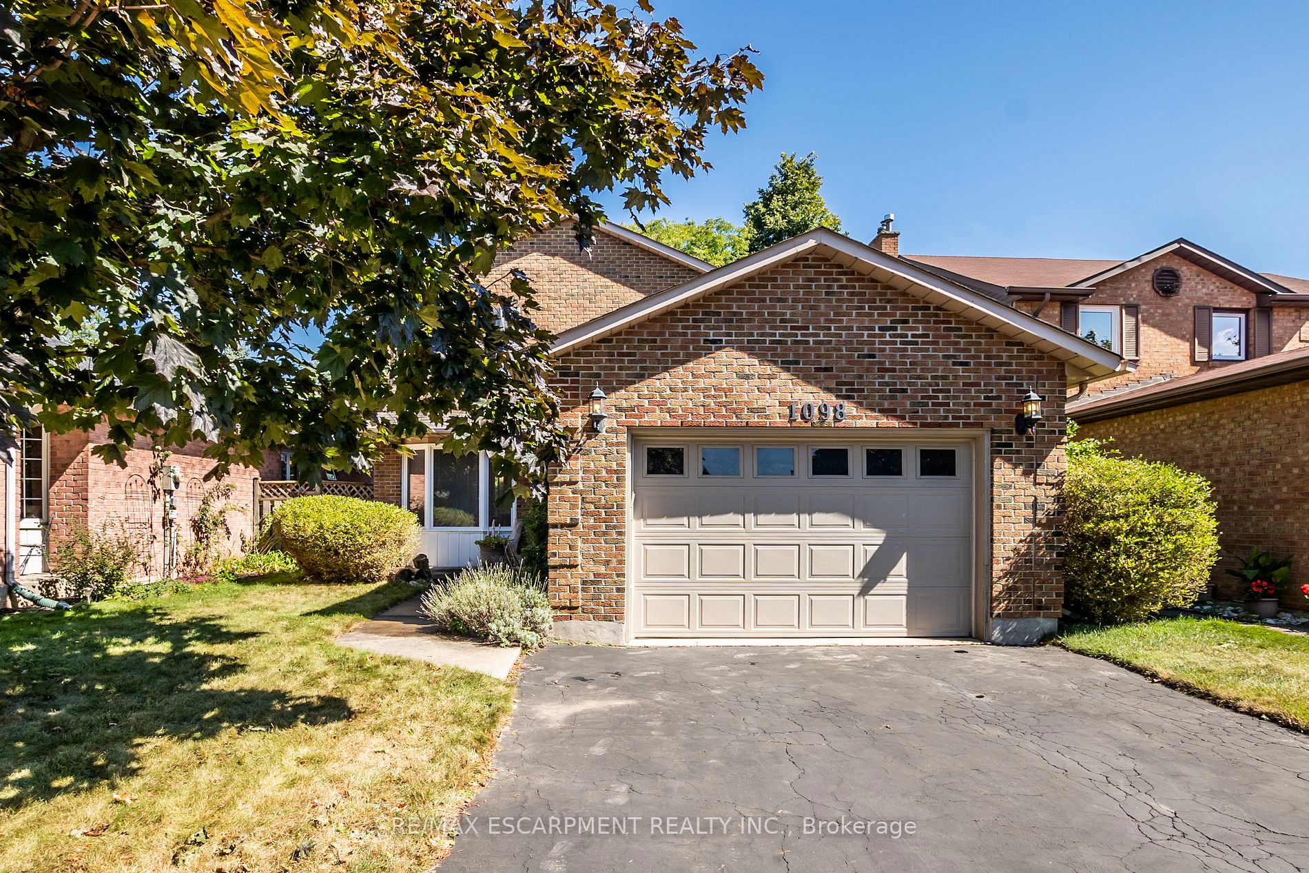 Detached house for sale at 1098 Stephenson Dr Burlington Ontario