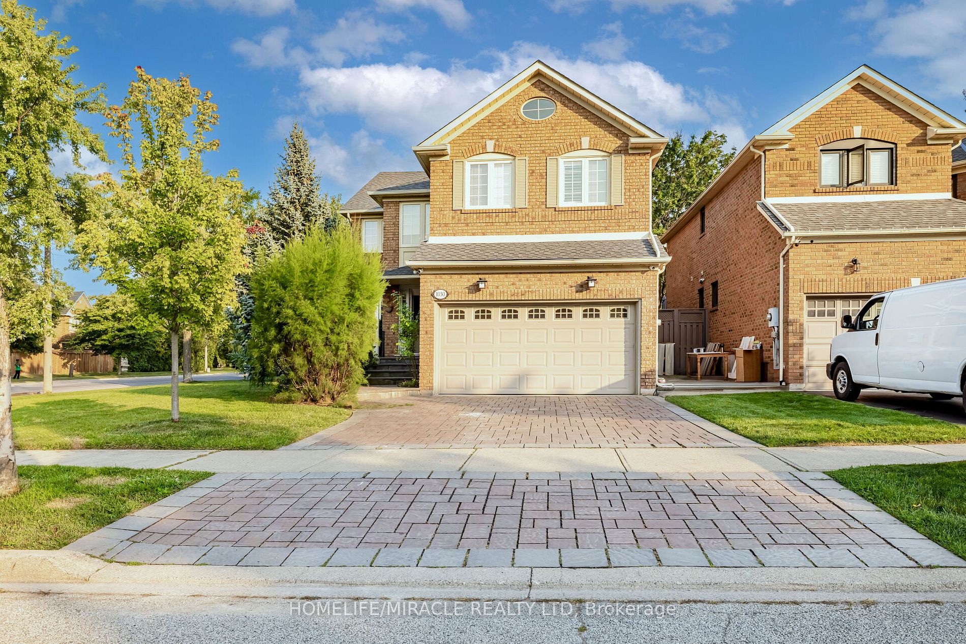 Detached house for sale at 1030 Old Oak Dr Oakville Ontario