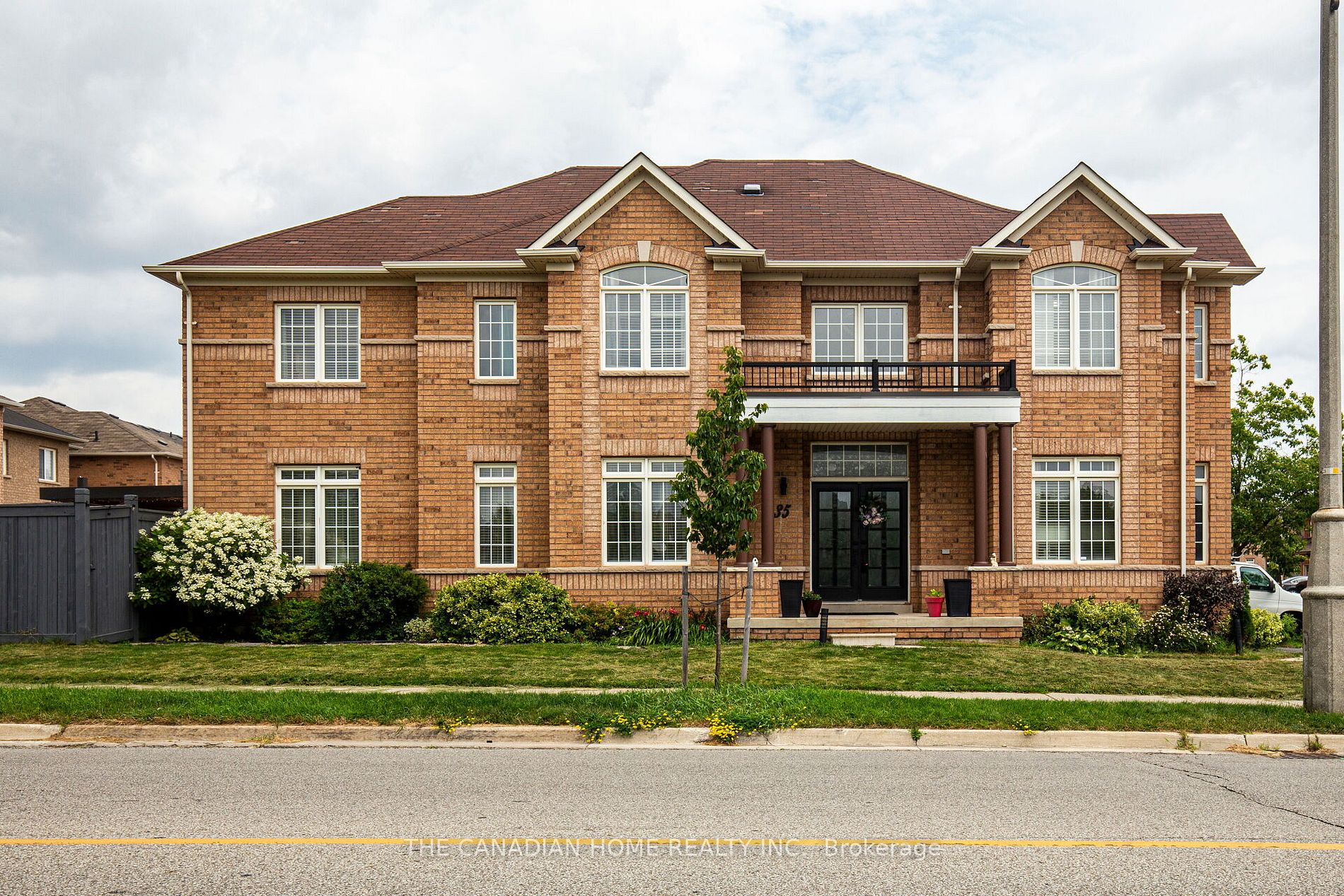 Detached house for sale at 35 Ashby Field Rd Brampton Ontario