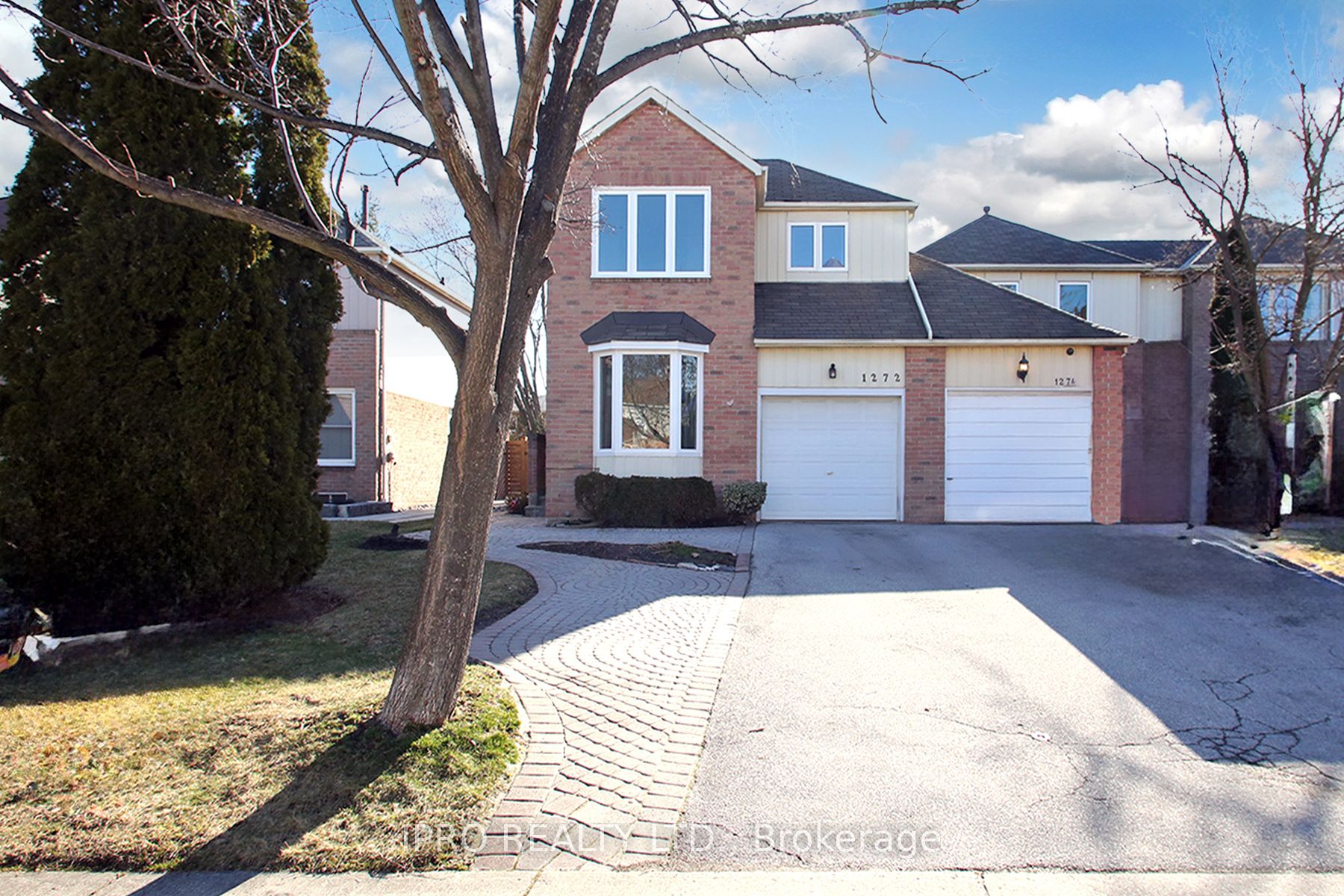 Detached house for sale at 1272 Barberry Grove Oakville Ontario