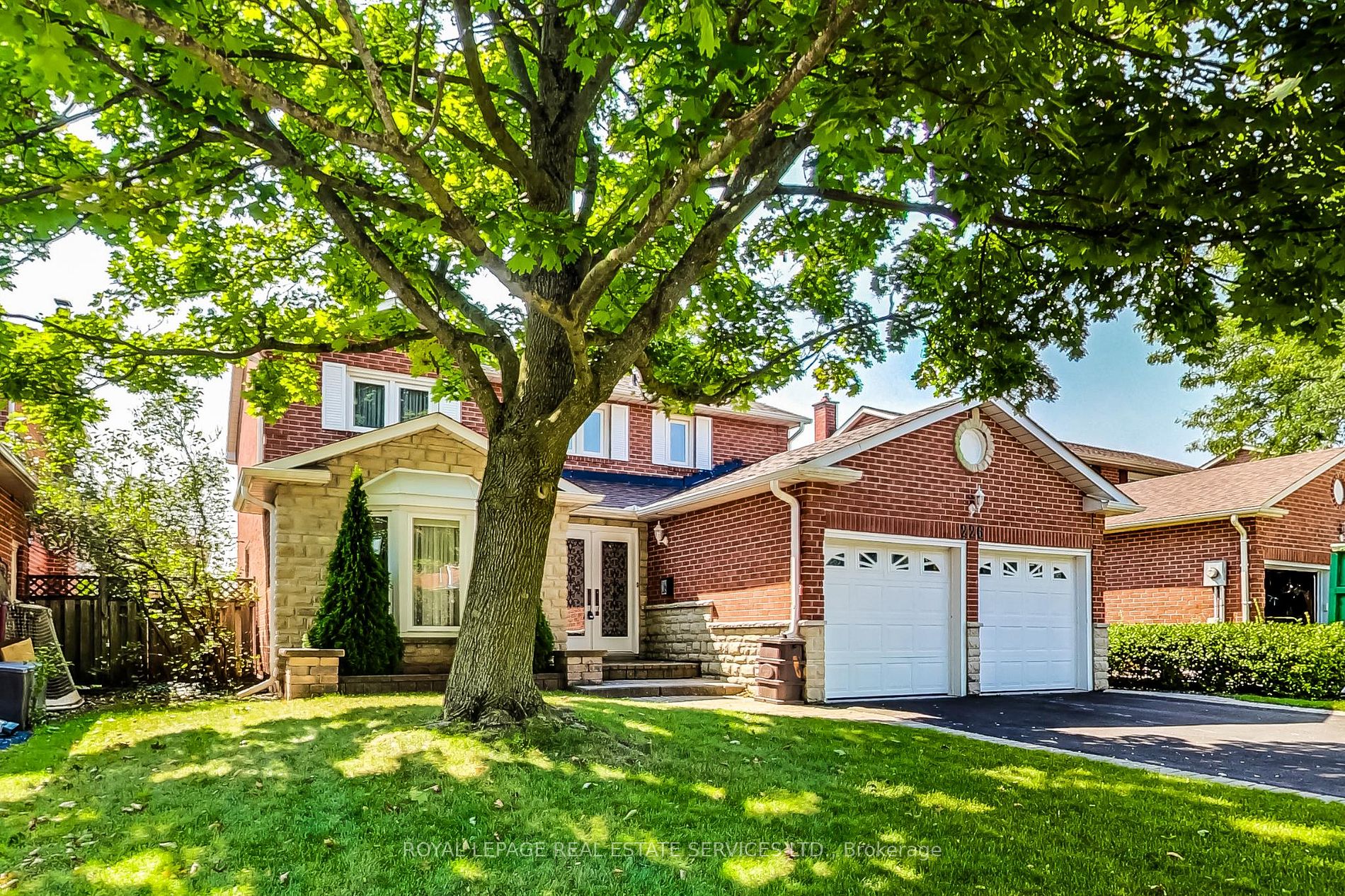 Detached house for sale at 226 Poole Dr Oakville Ontario