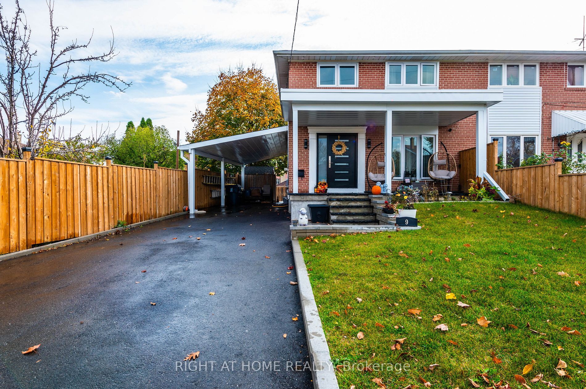 Semi-Detached house for sale at 9 Franson Cres Toronto Ontario