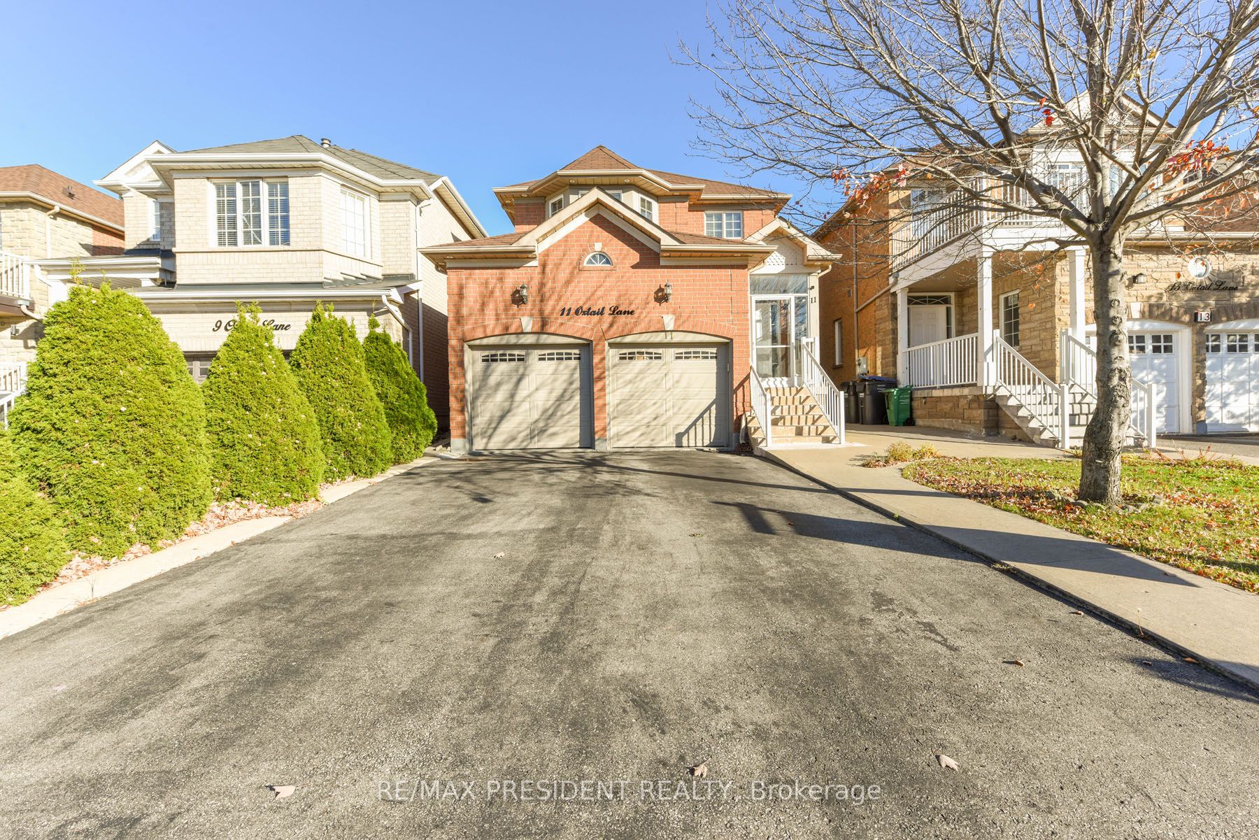 Detached house for sale at 11 Oxtail Lane Brampton Ontario