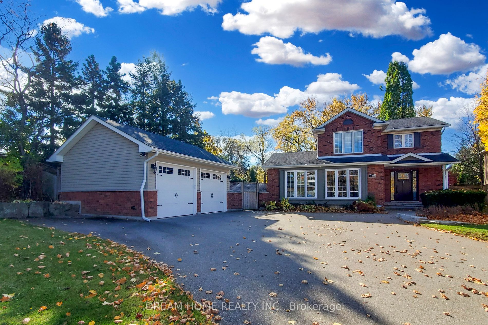 Detached house for sale at 920 Glendale Crt Burlington Ontario