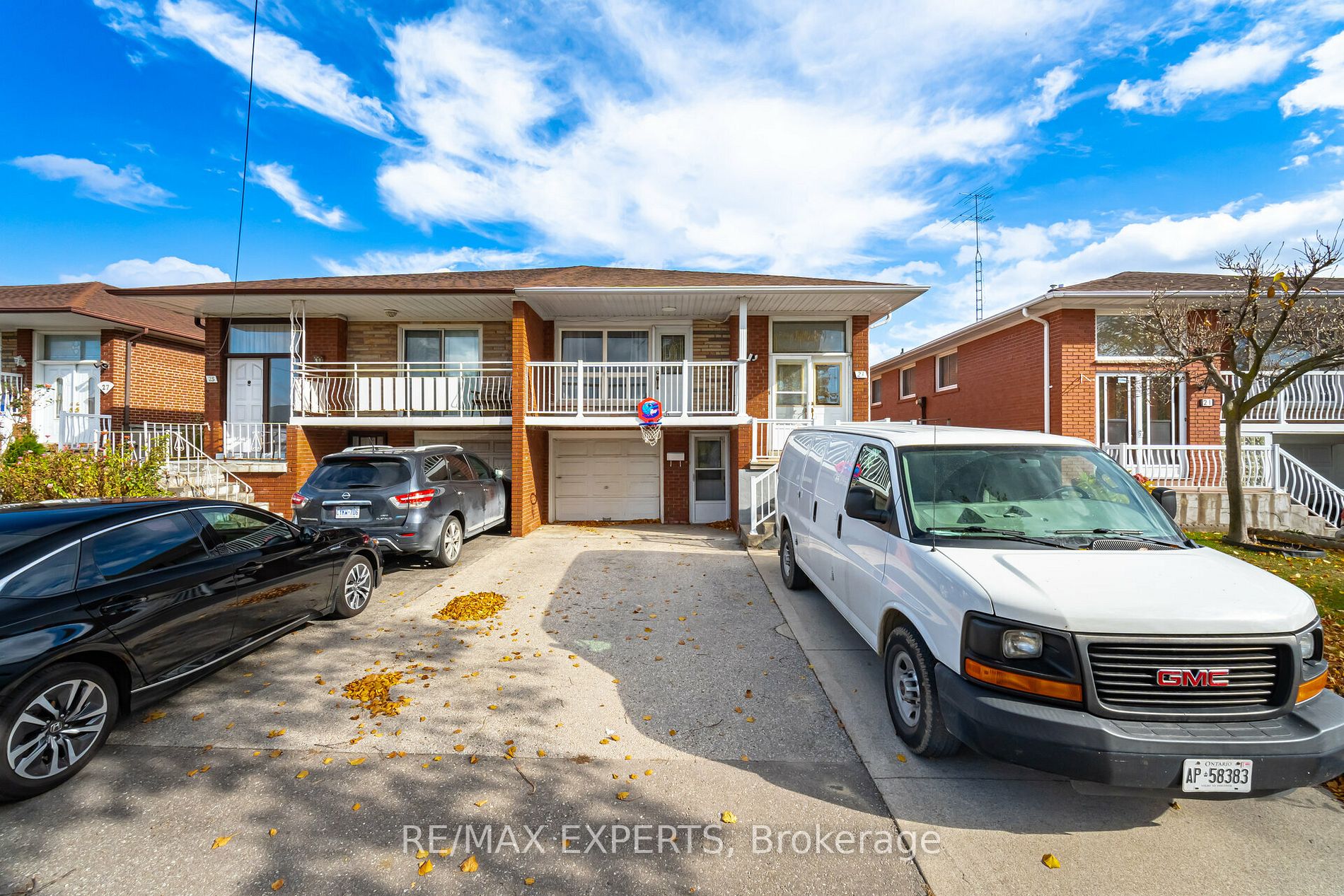 Semi-Detached house for sale at 23 Benrubin Dr Toronto Ontario