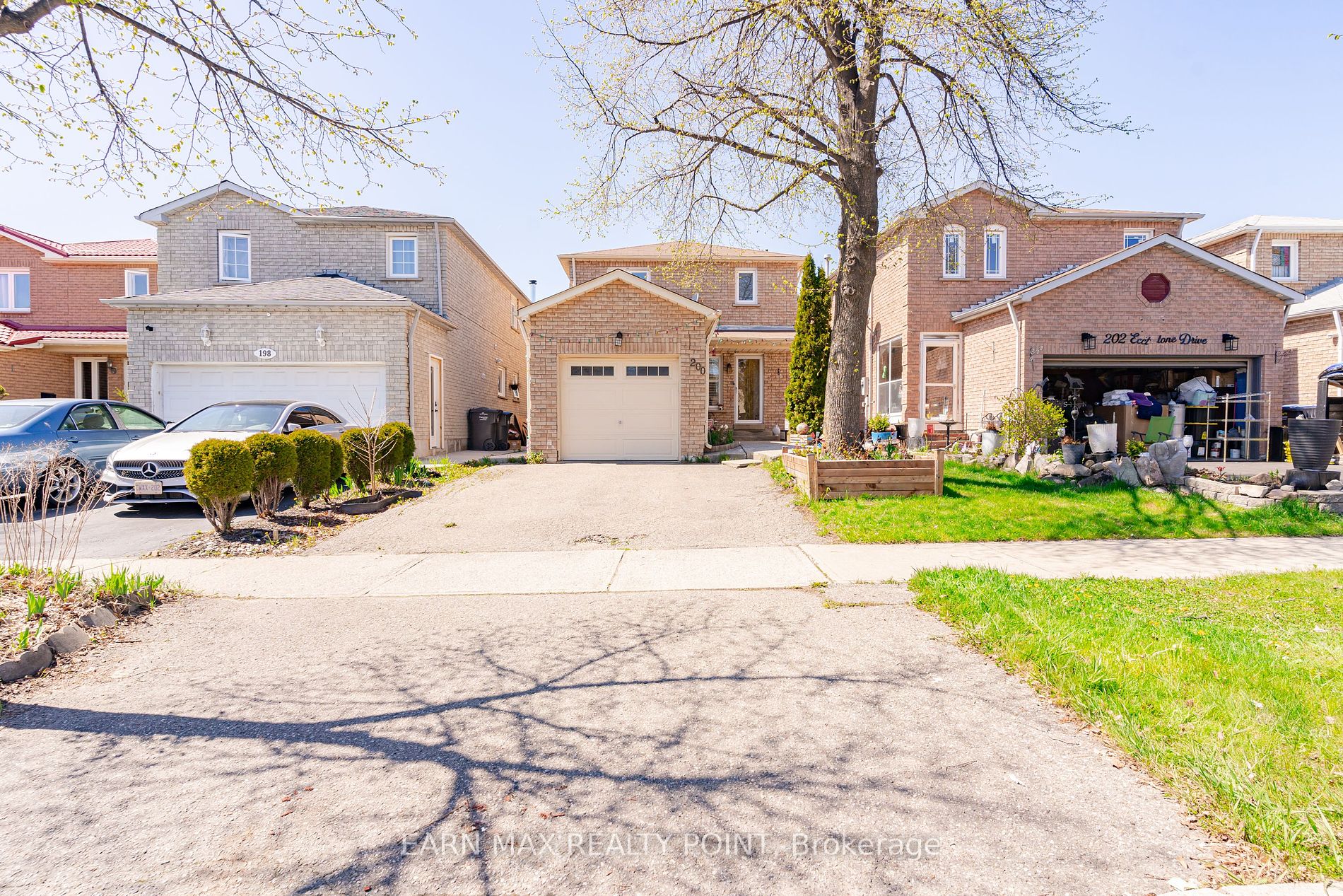 Detached house for sale at 200 Ecclestone Dr Brampton Ontario