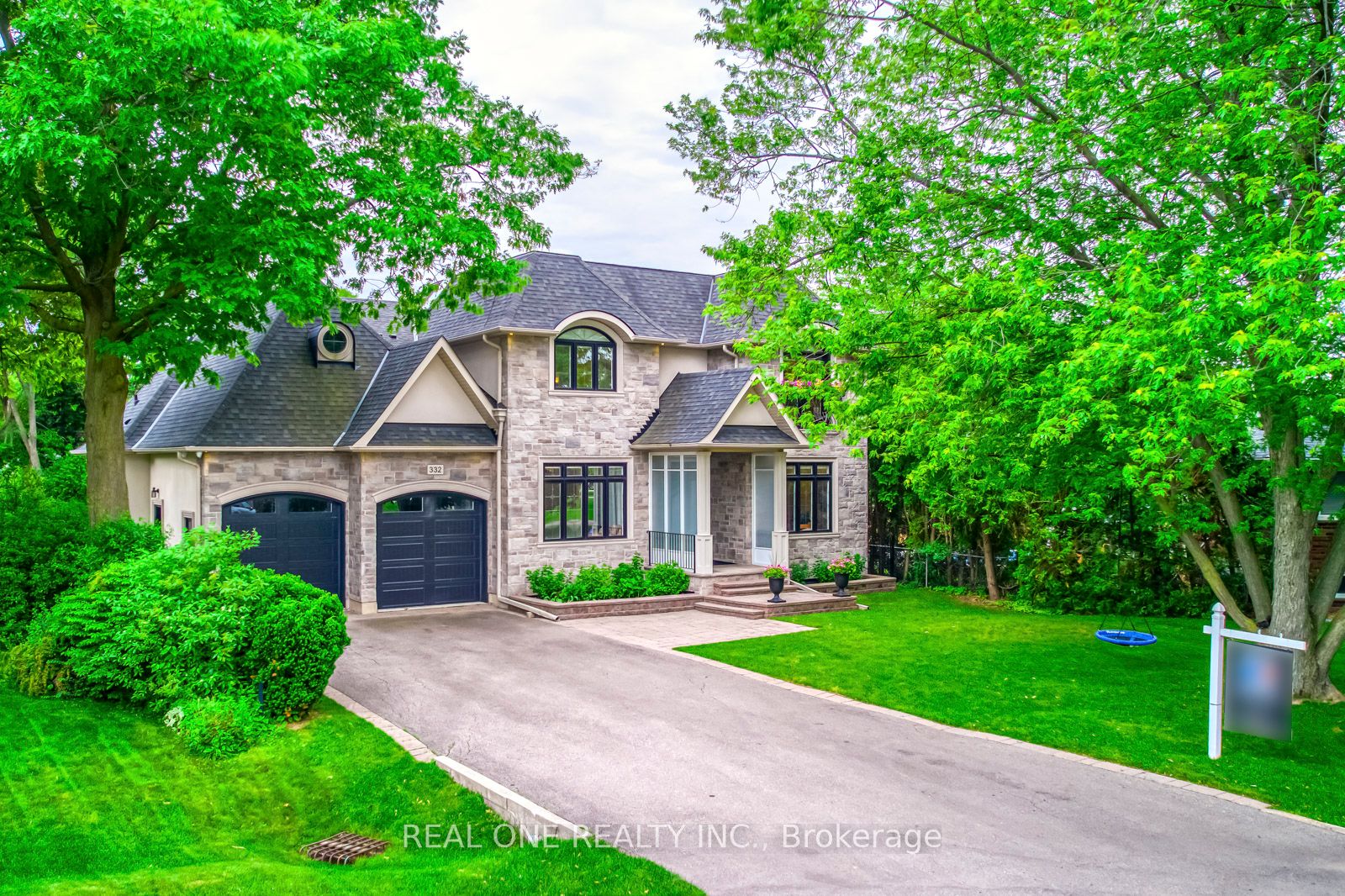 Detached house for sale at 332 Sawyer Rd Oakville Ontario